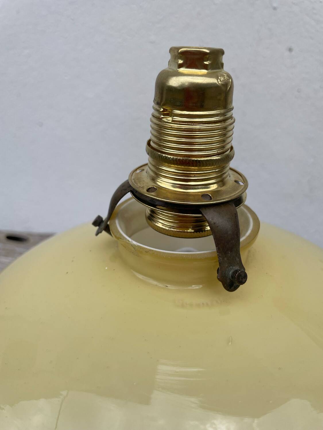 White and beige glass pendant light