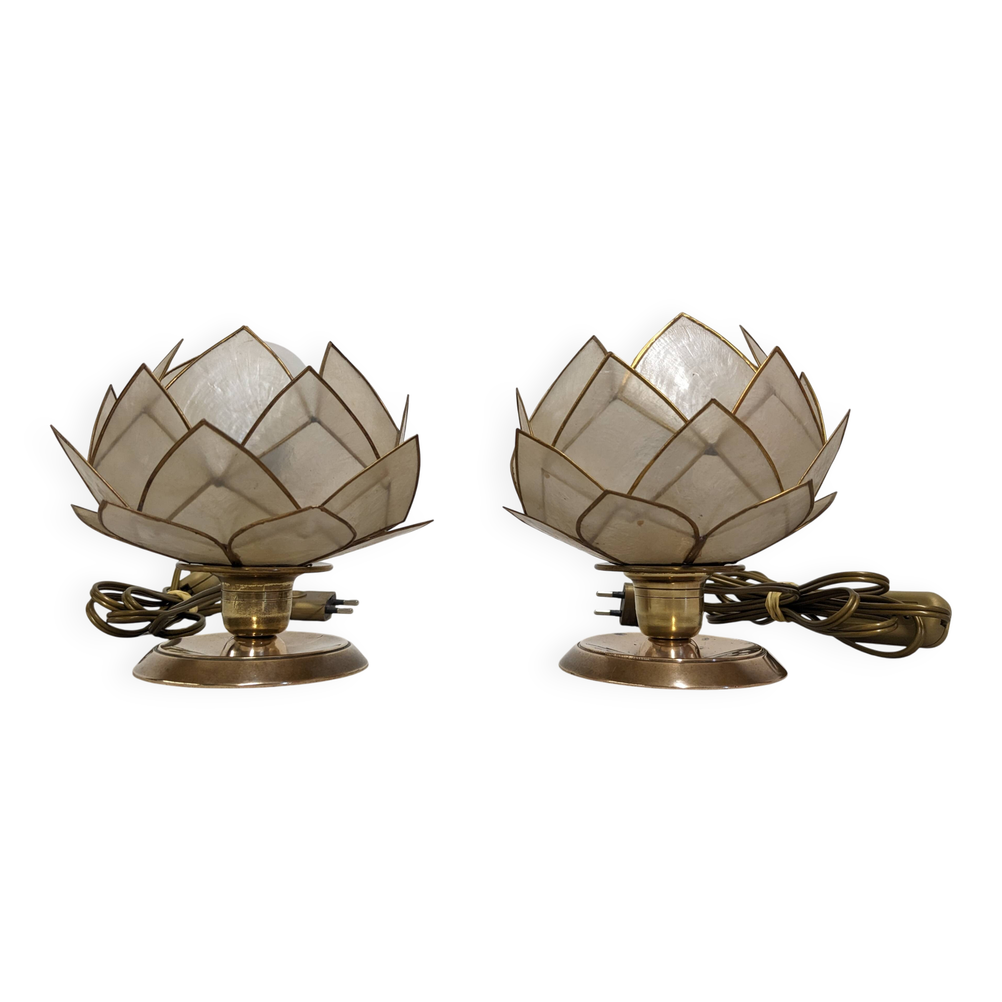 Pair of mother-of-pearl lotus flower bedside or mood lamps