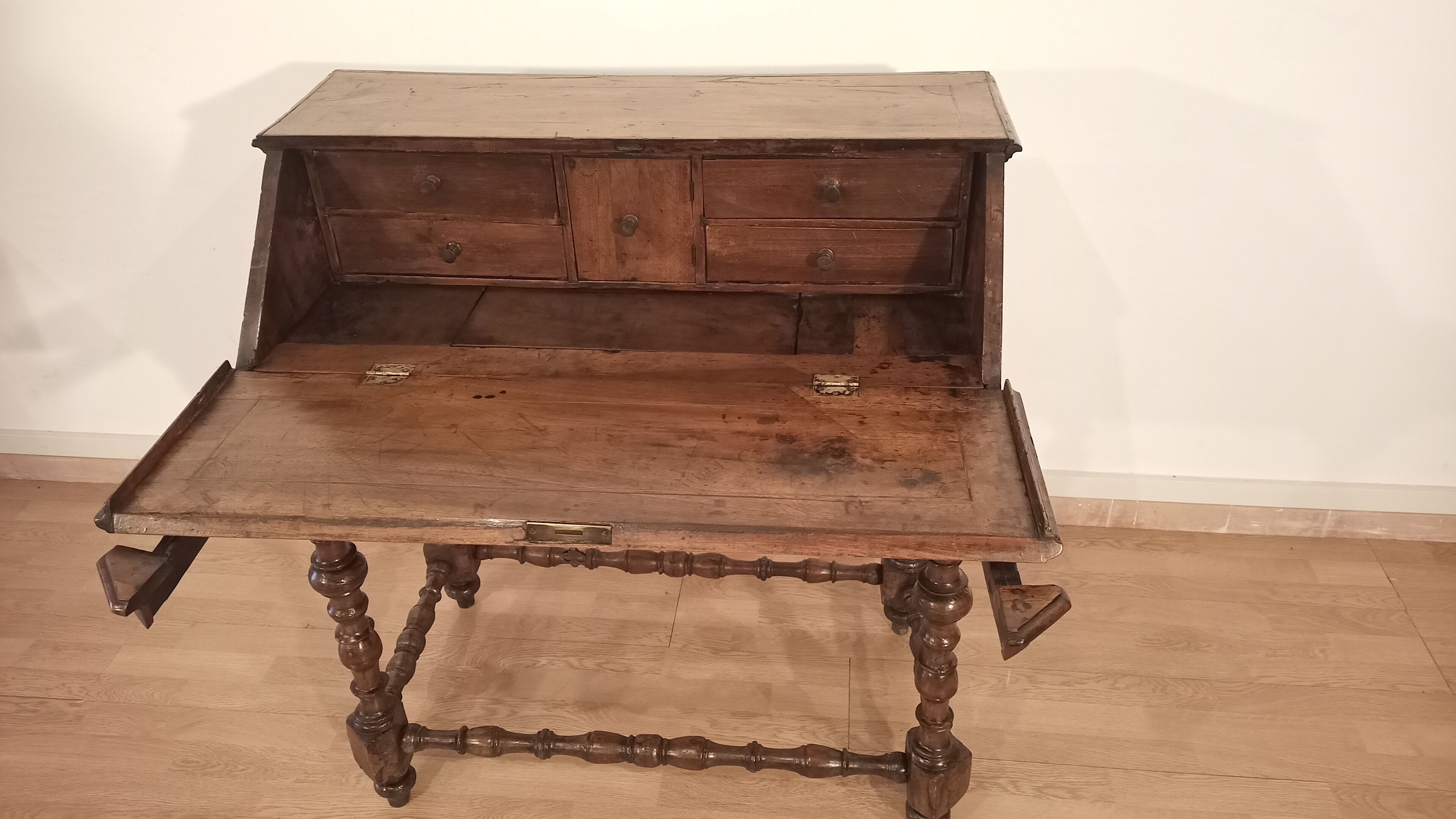 Secrétaire à abattant XVIIIème