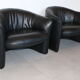 2 armchairs swann black leather