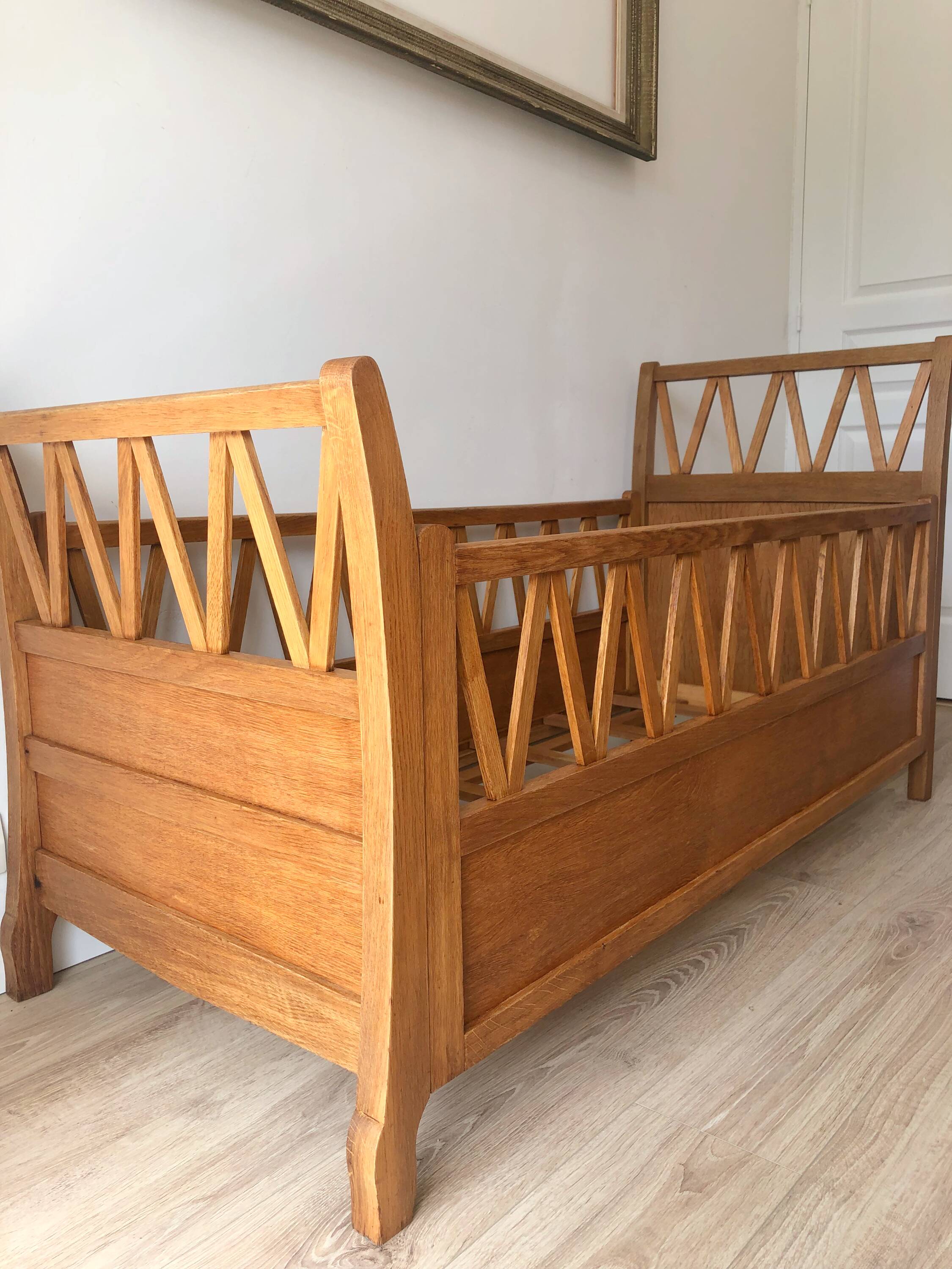 Vintage solid beech baby bed