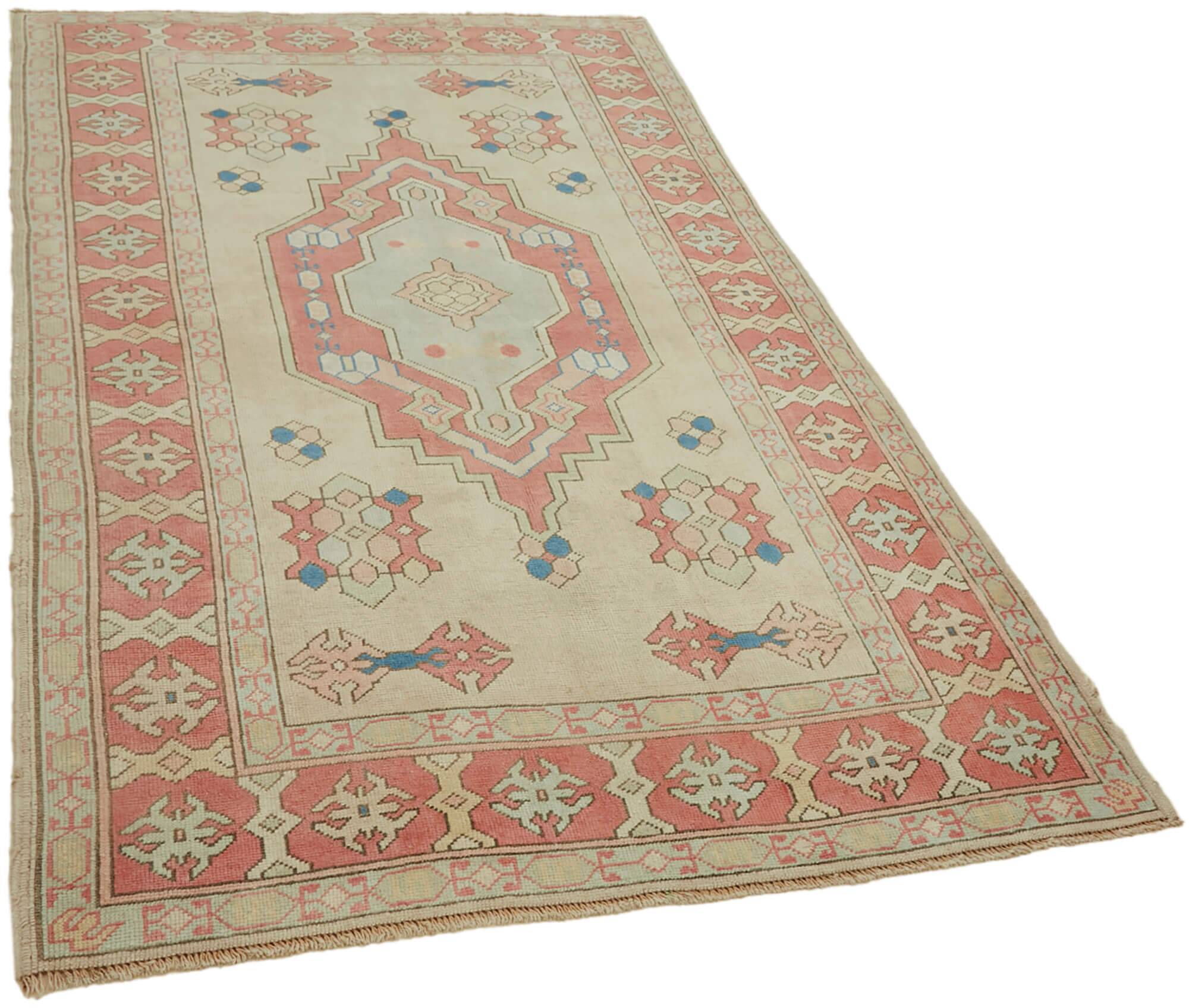 Turkish Vintage Anatolian Rug 139 cm x 226 cm
