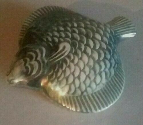 Bonbonnière en porcelaine poisson porcelaine de France