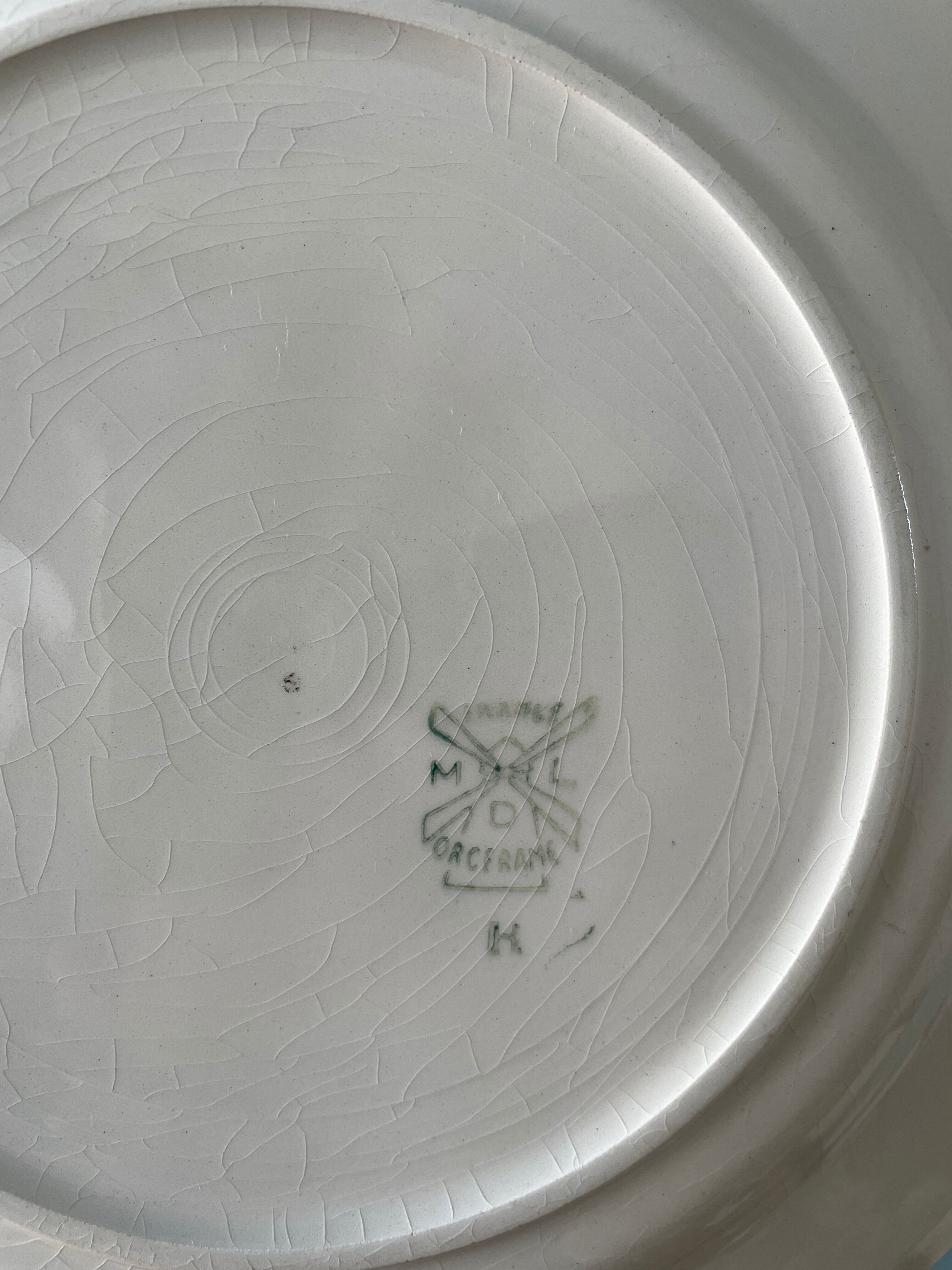 Series of 9 flat plates Saint Amand Les Eaux MDL Orcerame
