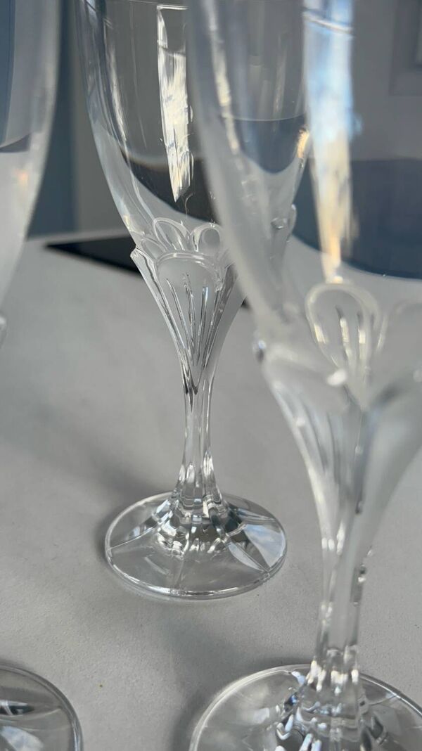 Set de 6 verre a vin cristal d’arques modèle granville forme de fleur