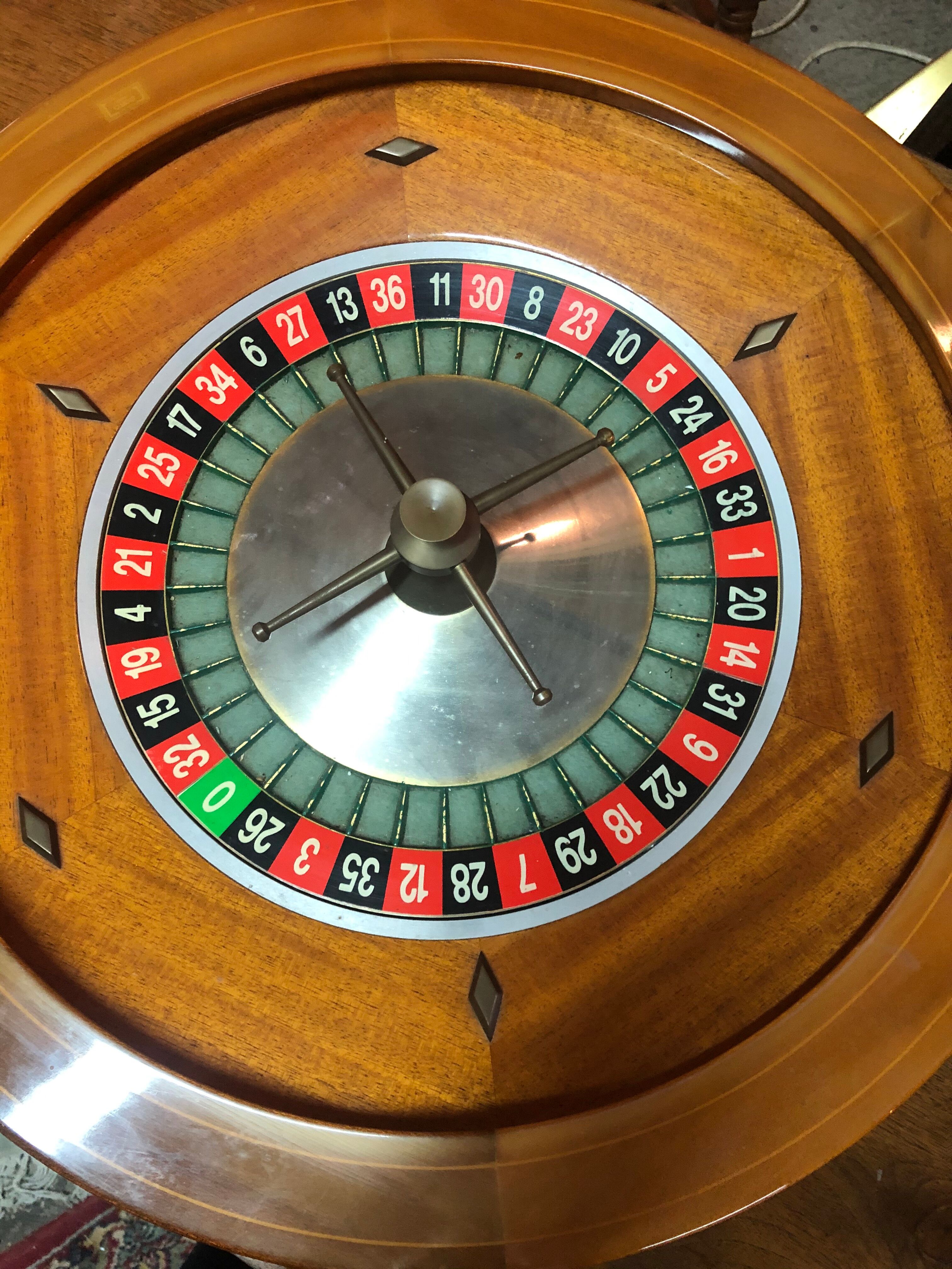 CARO mahogany casino roulette 60/70 years