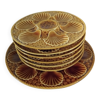 Set of 6 plates and an oyster dish Longchamp.