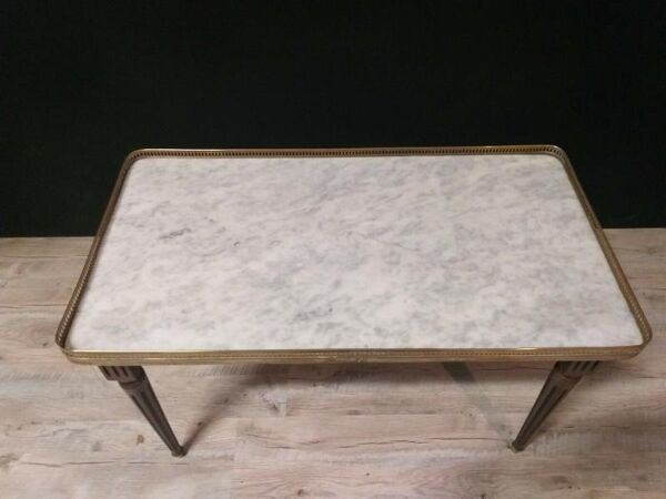 Table basse style louis xvi