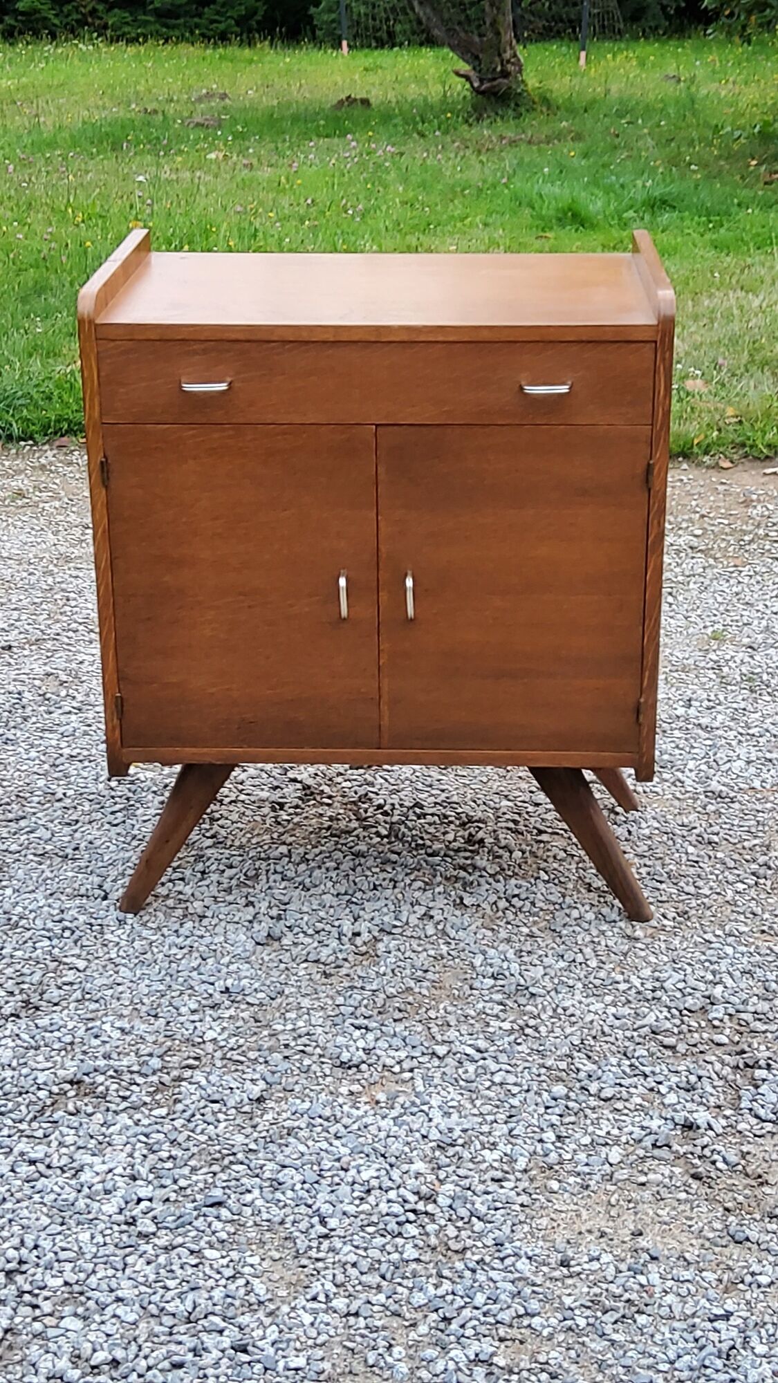 Vintage oak chest of drawers feet compass and fins of the 50s 2 doors 1 drawer