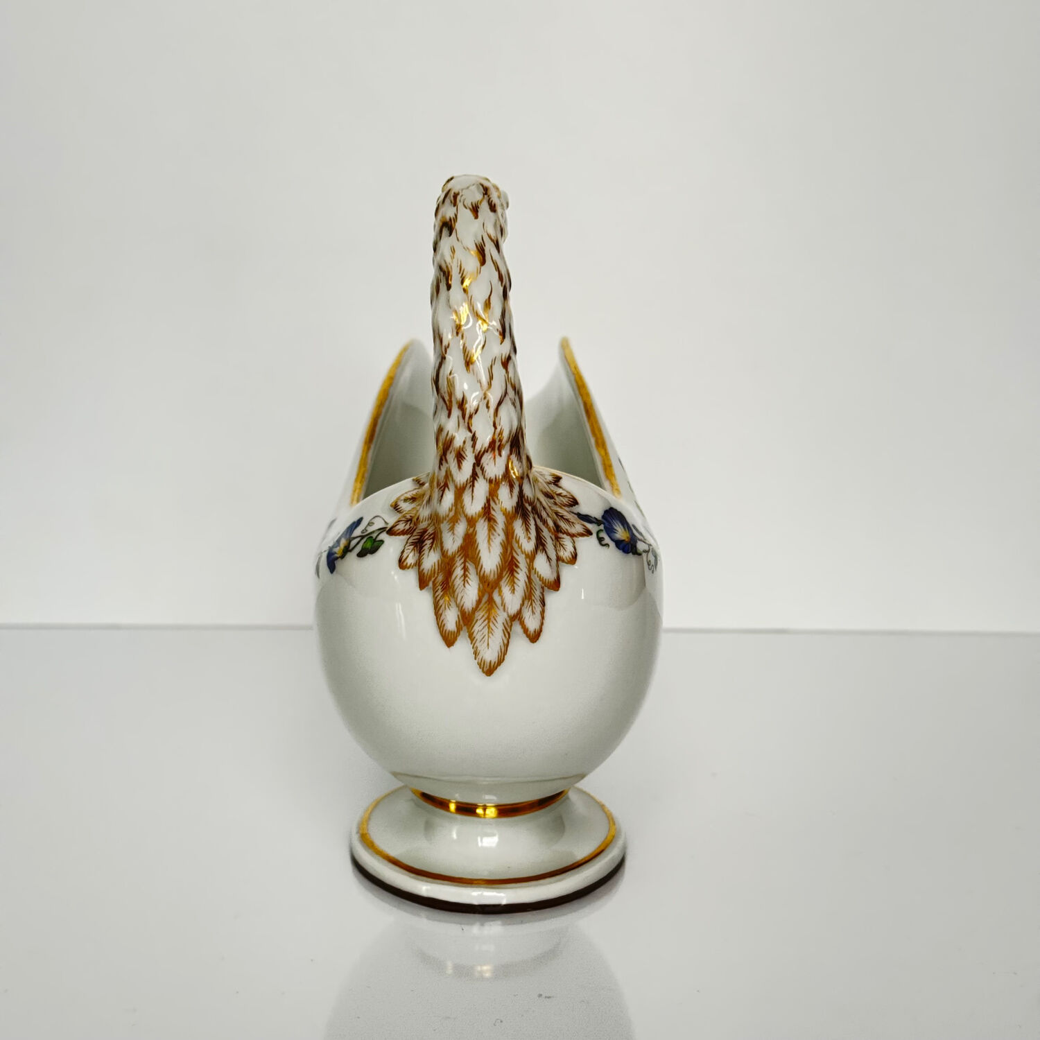 KPM Berlin porcelain sauce boat with tray | Early 19th century