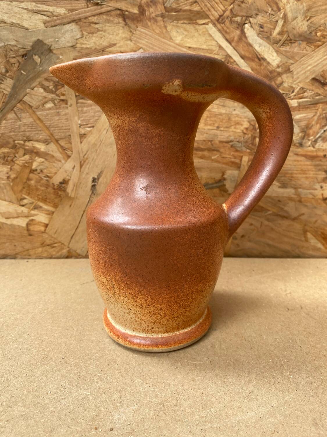 Ancien pichet les grottes dieulefit céramique beige vintage