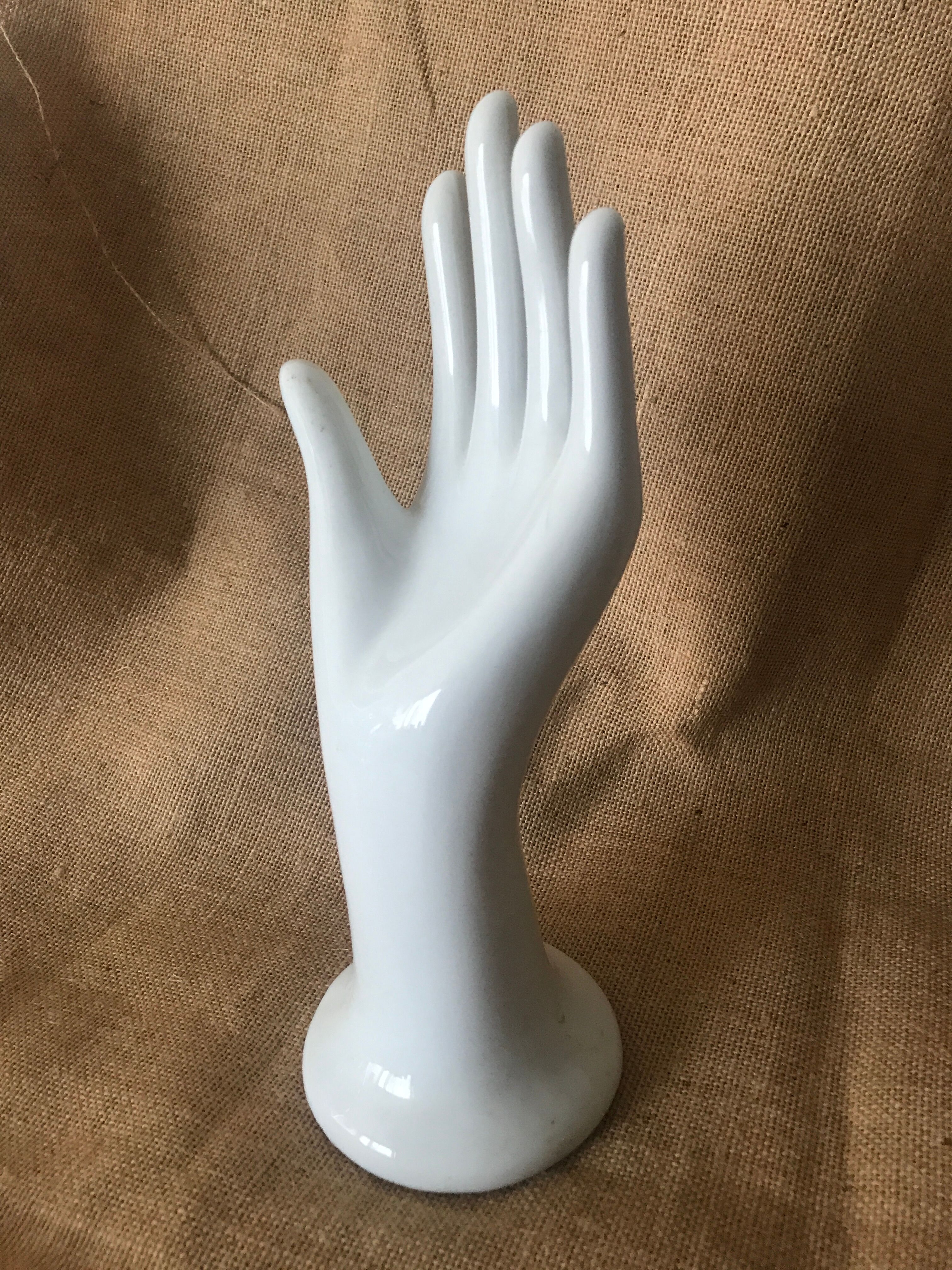 Vintage white baguier
