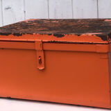 Chest trunk canteen metal orange