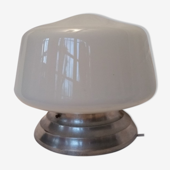 Opaline lamp