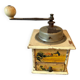 Old Grulet coffee grinder