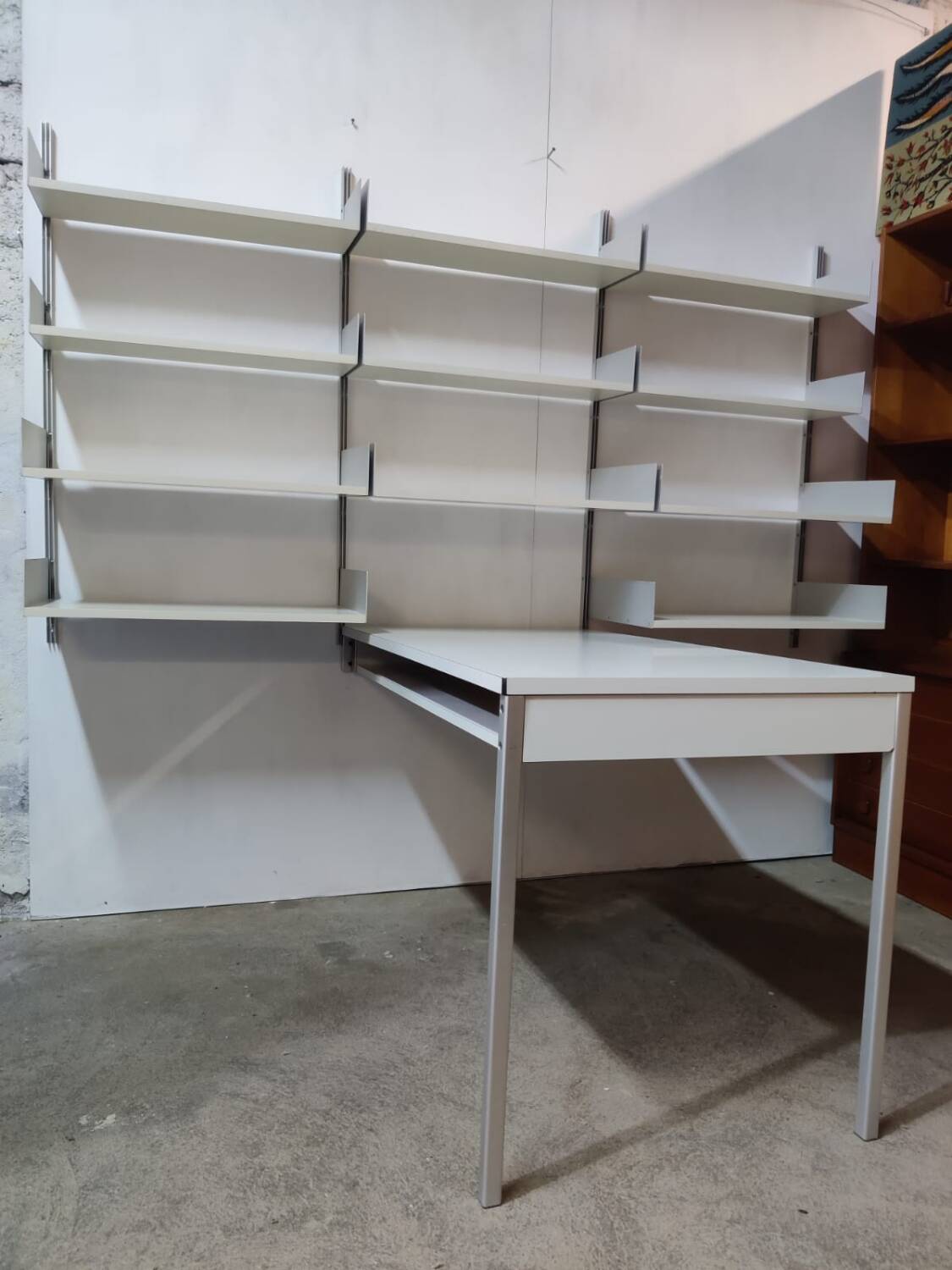 Wall shelf with desk by Dieter Rams for Vitsoe