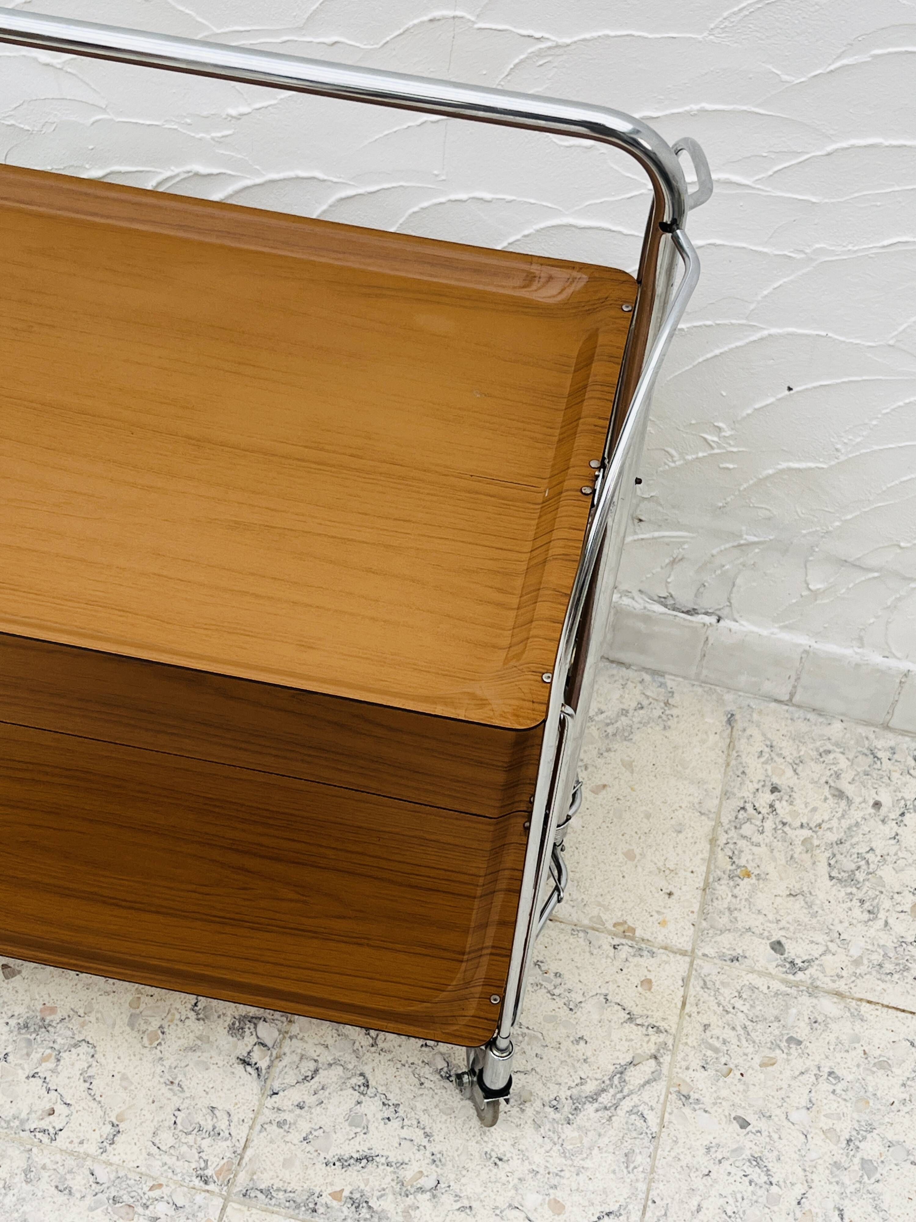 Folding table Bremshey Dinett in chrome and vintage wood