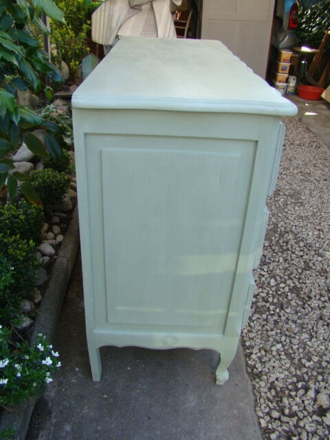 Old louis xv style painted chest of drawers