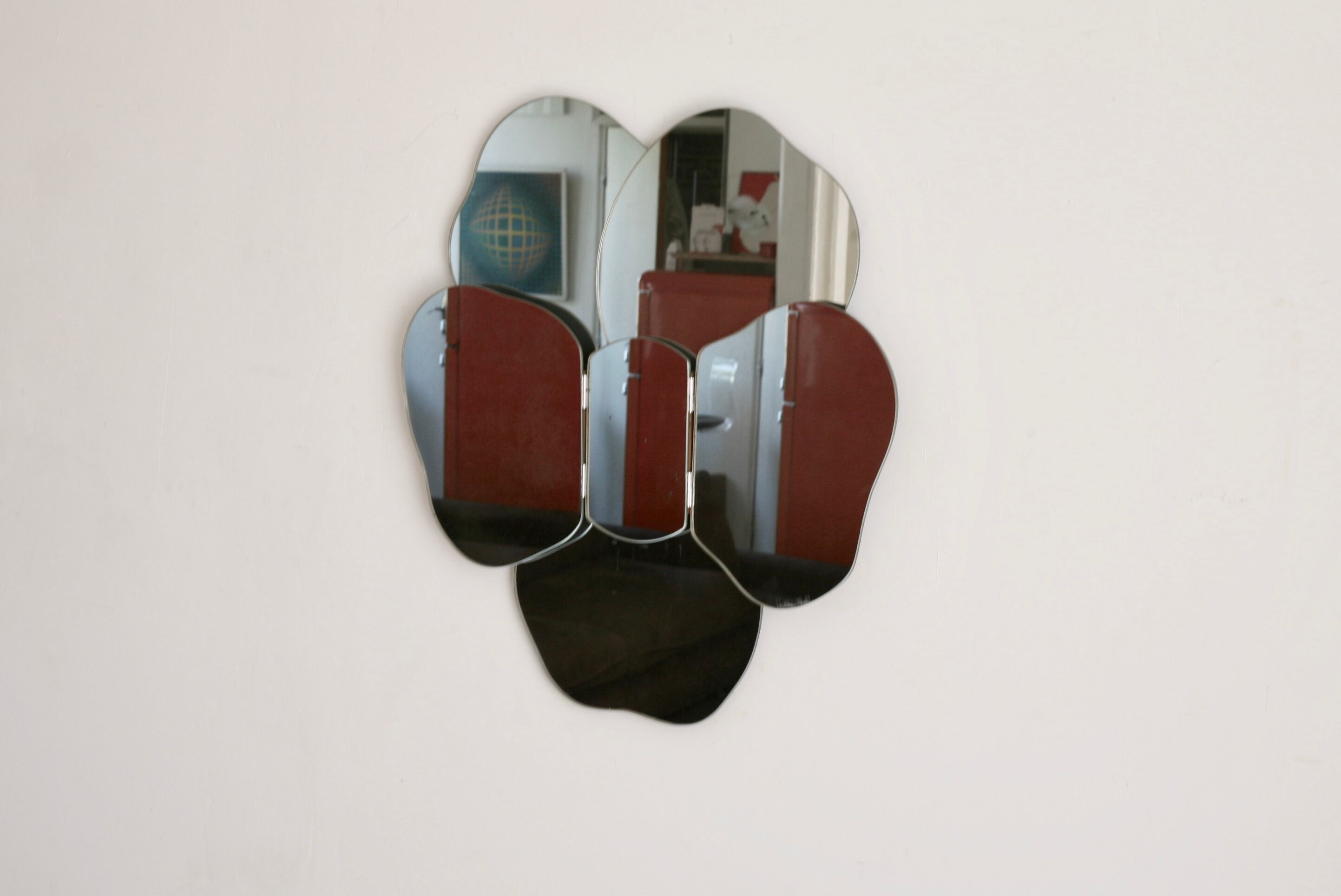 Removable wall mirror, circa 1970 68x76cm