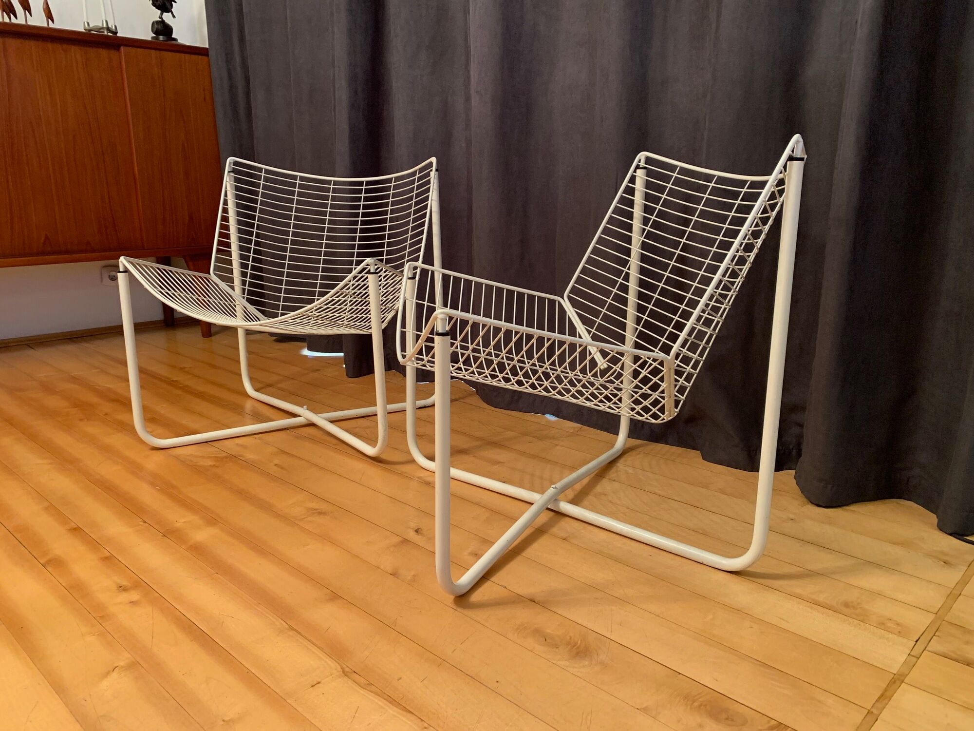 Pair of Järpen armchairs by Niels Gammelgaard, Ikea, 1980s