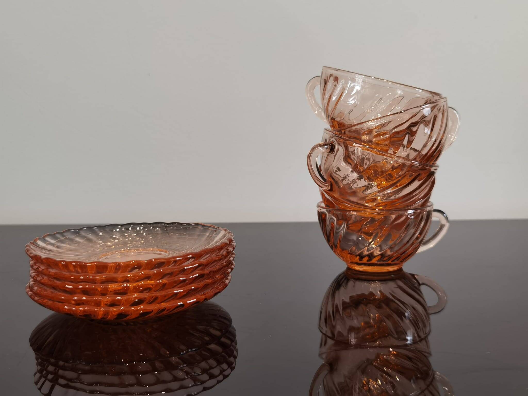 5 Rosaline Arcoroc twisted pink glass cups and saucers