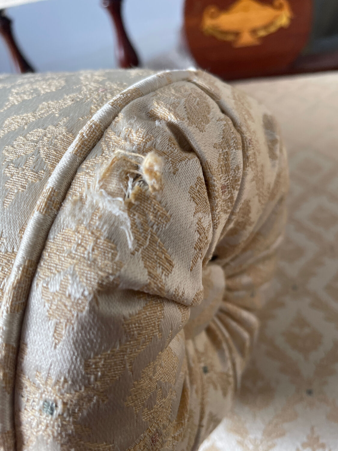 Victorian mahogany daybed.