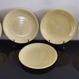 Lot de 5 anciennes assiettes plates Longchamp jaune soleil