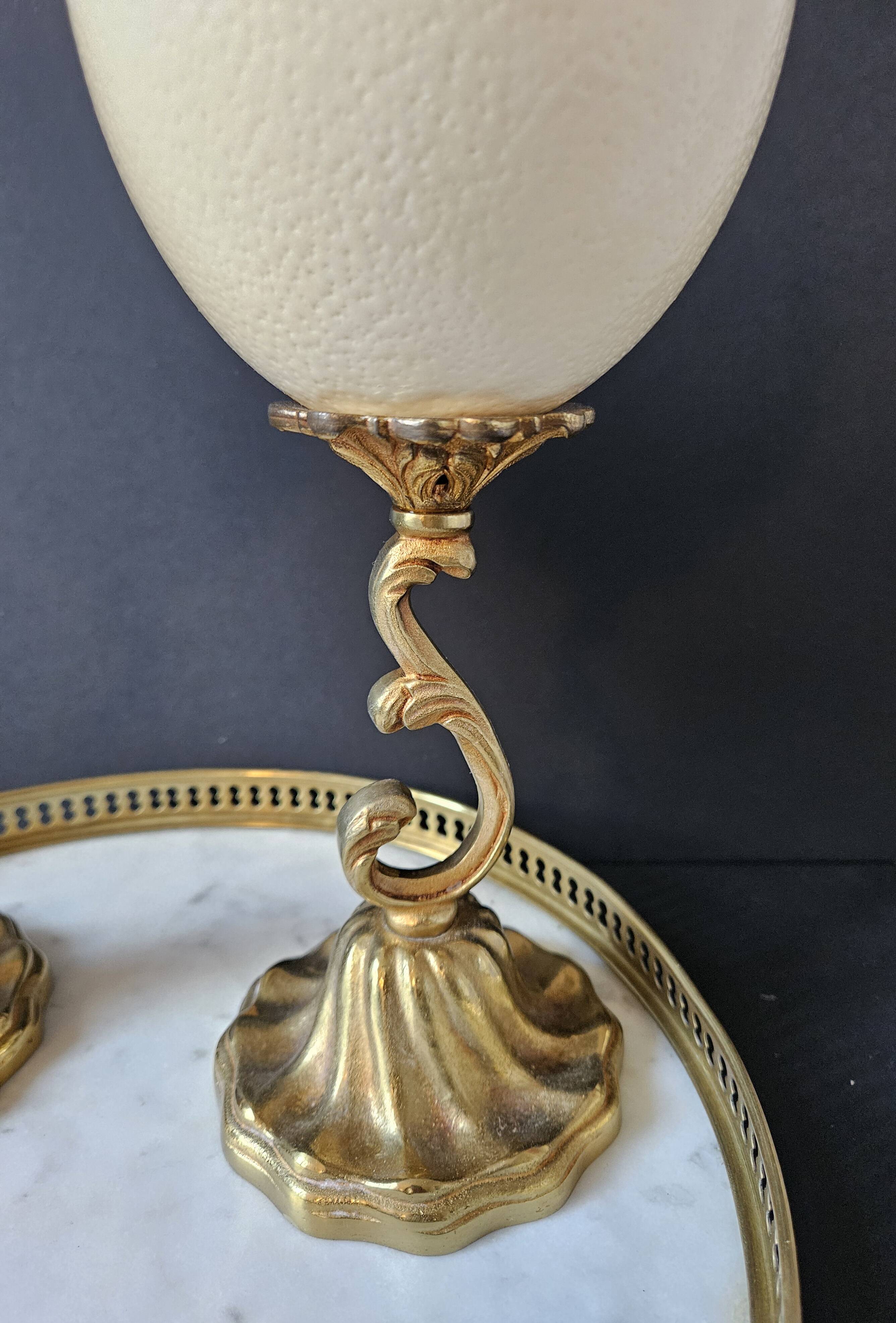 Ostrich Egg, Brass Base (20th Century) H: 29 cm