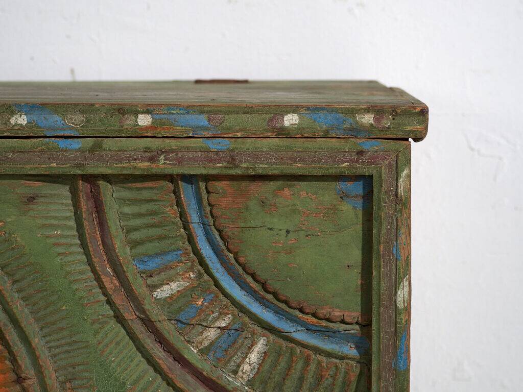 Old carved mallet in folk art style (c.1900) #79
