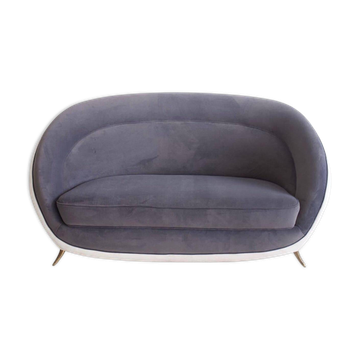 Grey velvet sofa by Guglielmo Veronesi for ISA, circa 1950.