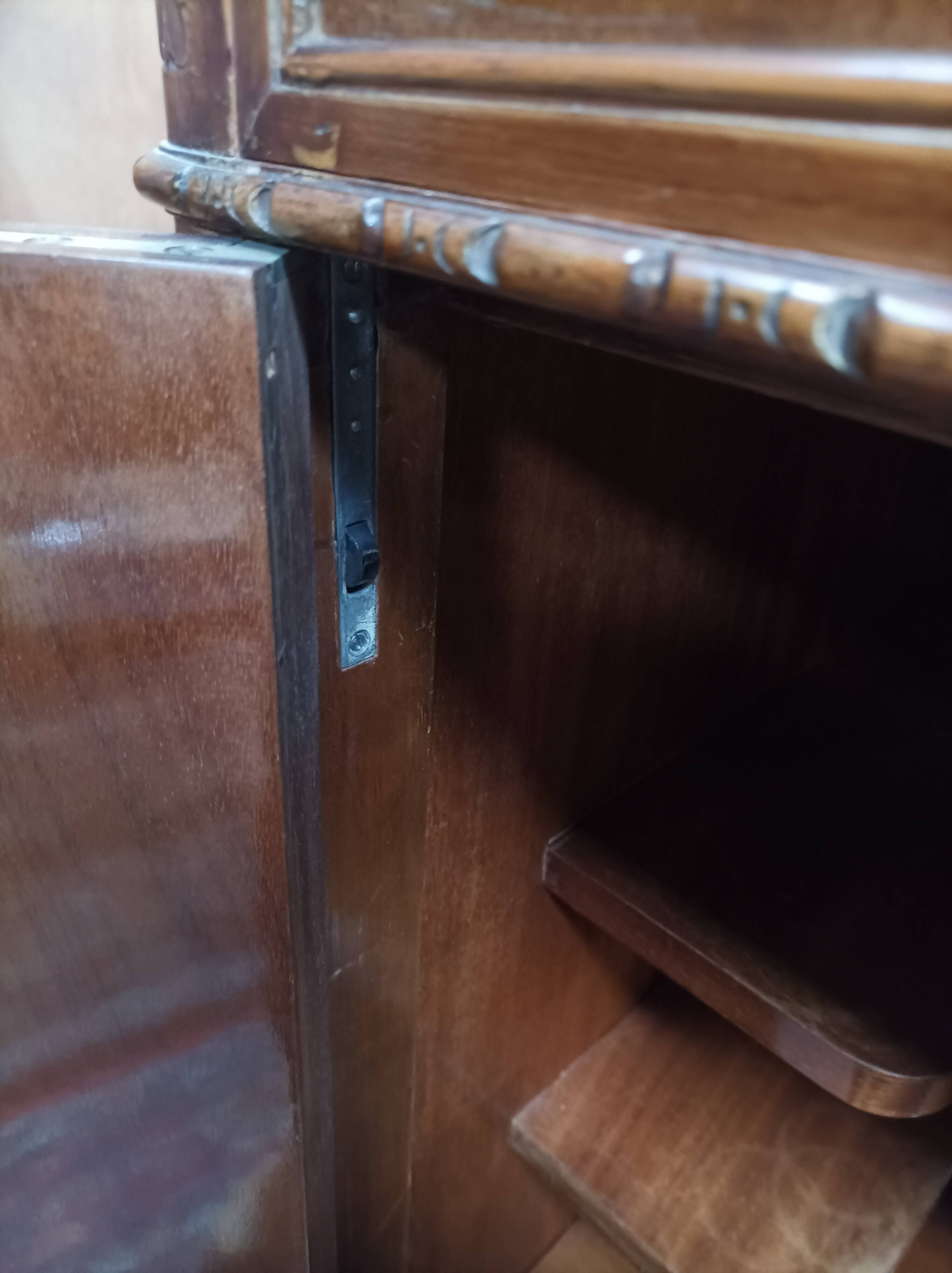 Chippendale mahogany bar cabinet Maison Jellinek in Faubourg Saint Antoine Paris