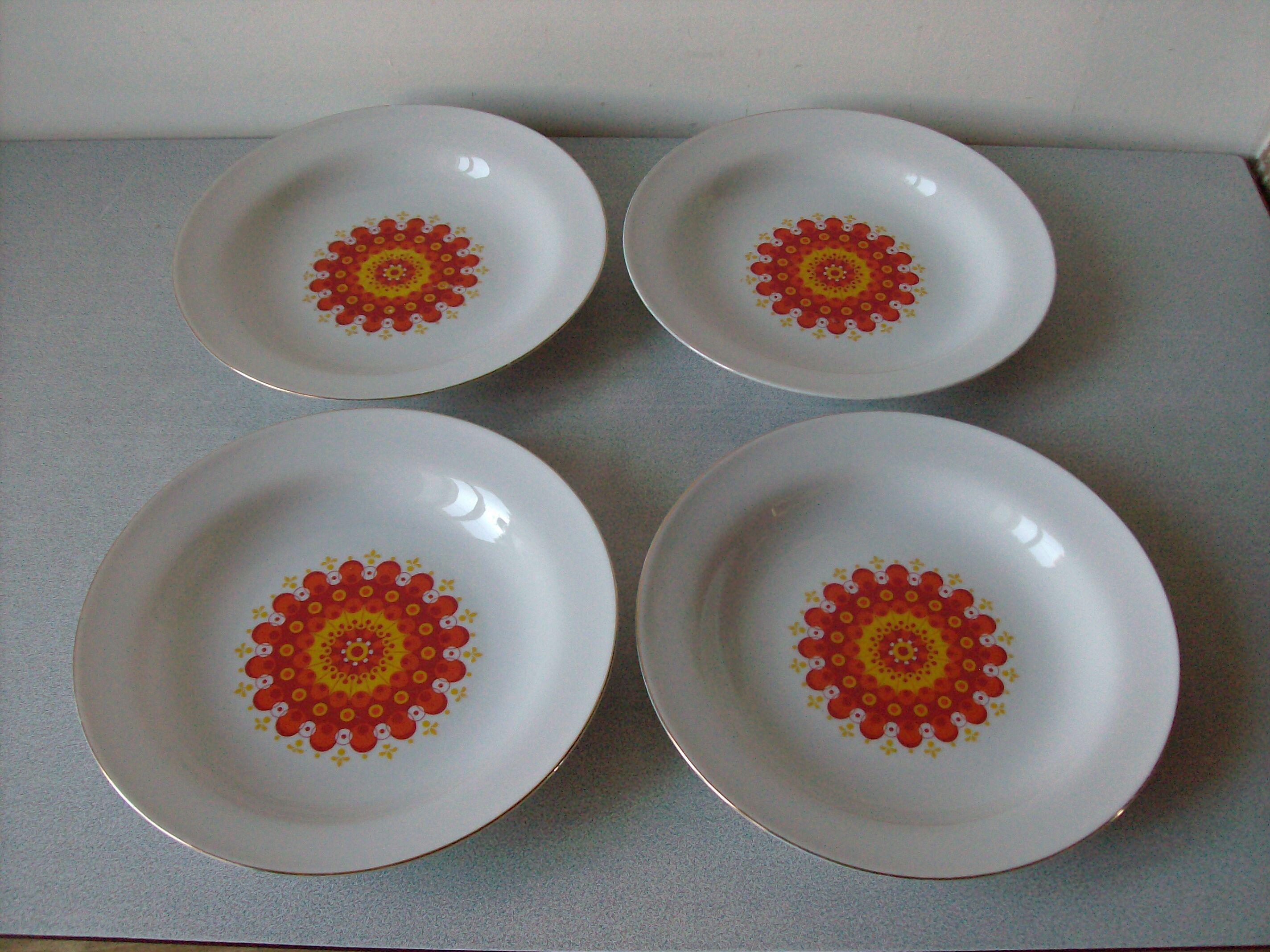 Set of 4 old hollow plates orange flower 1970s Winterling Bavaria porcelain