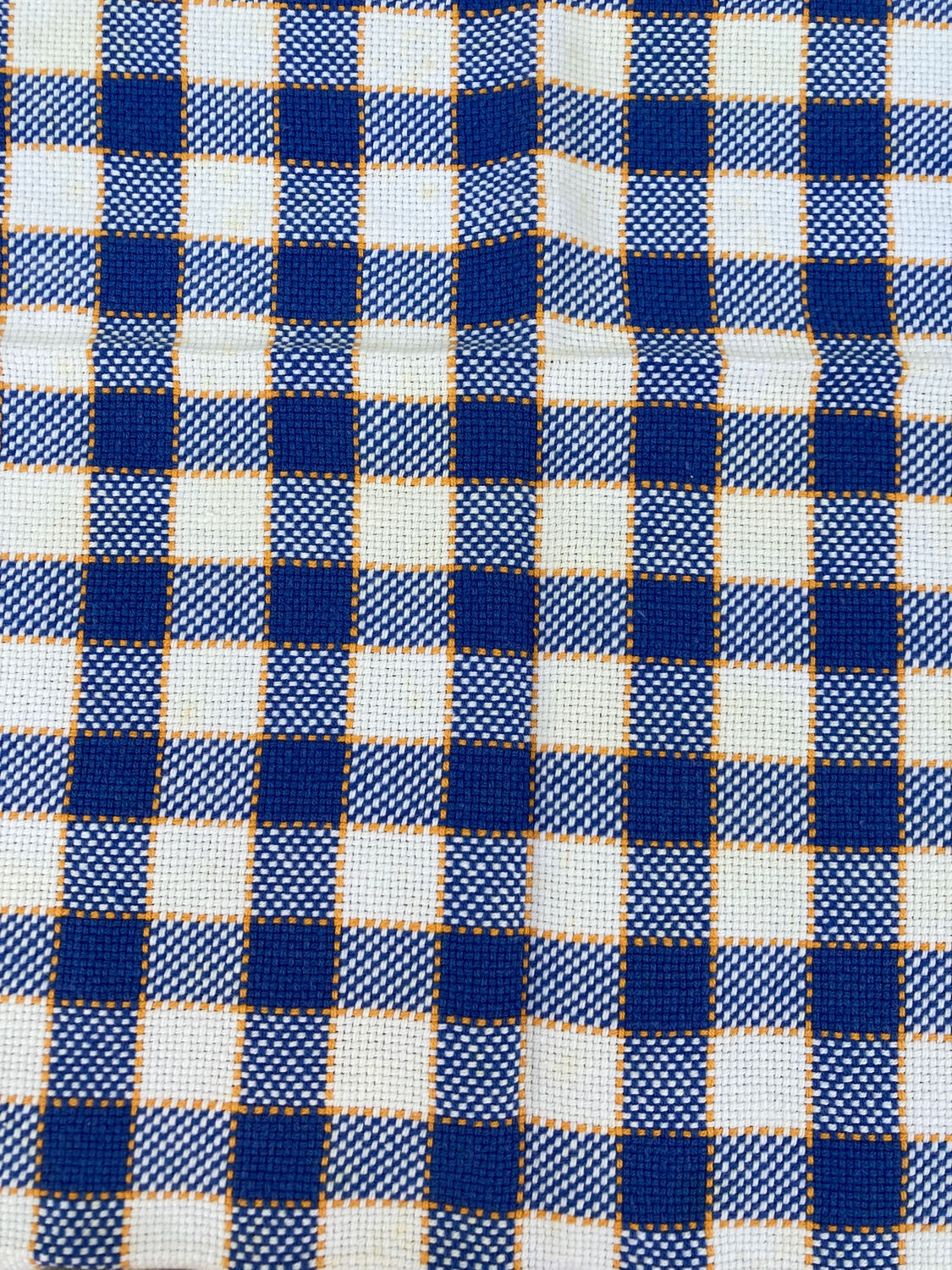 9 vintage checkered towels