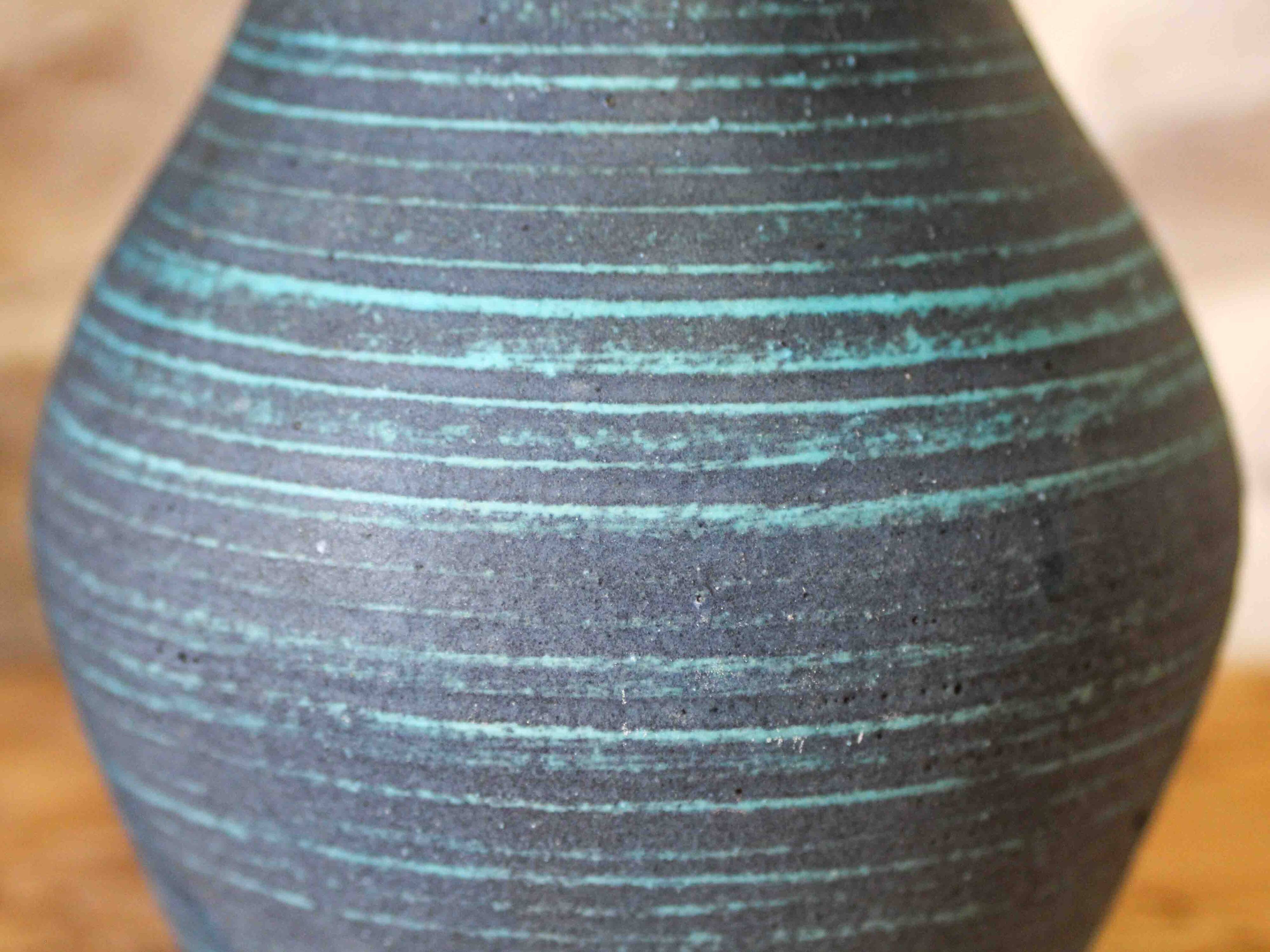 Vase en céramique bleu Accolay