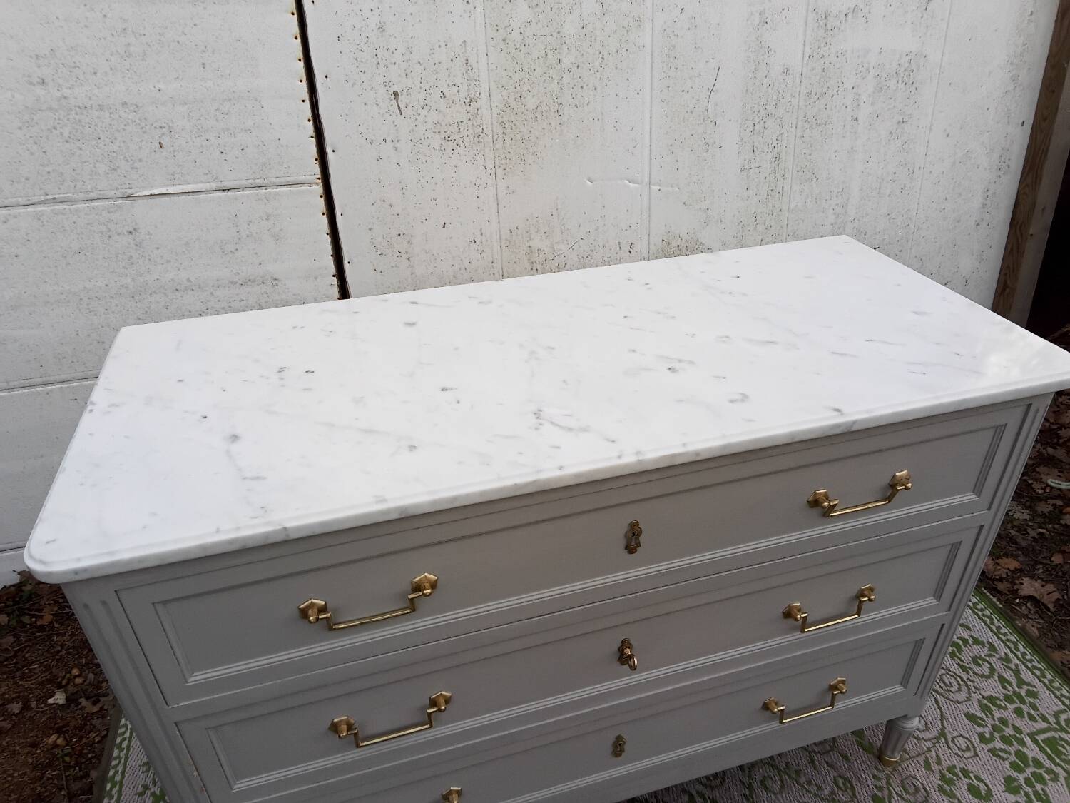 L.XVI style chest of drawers