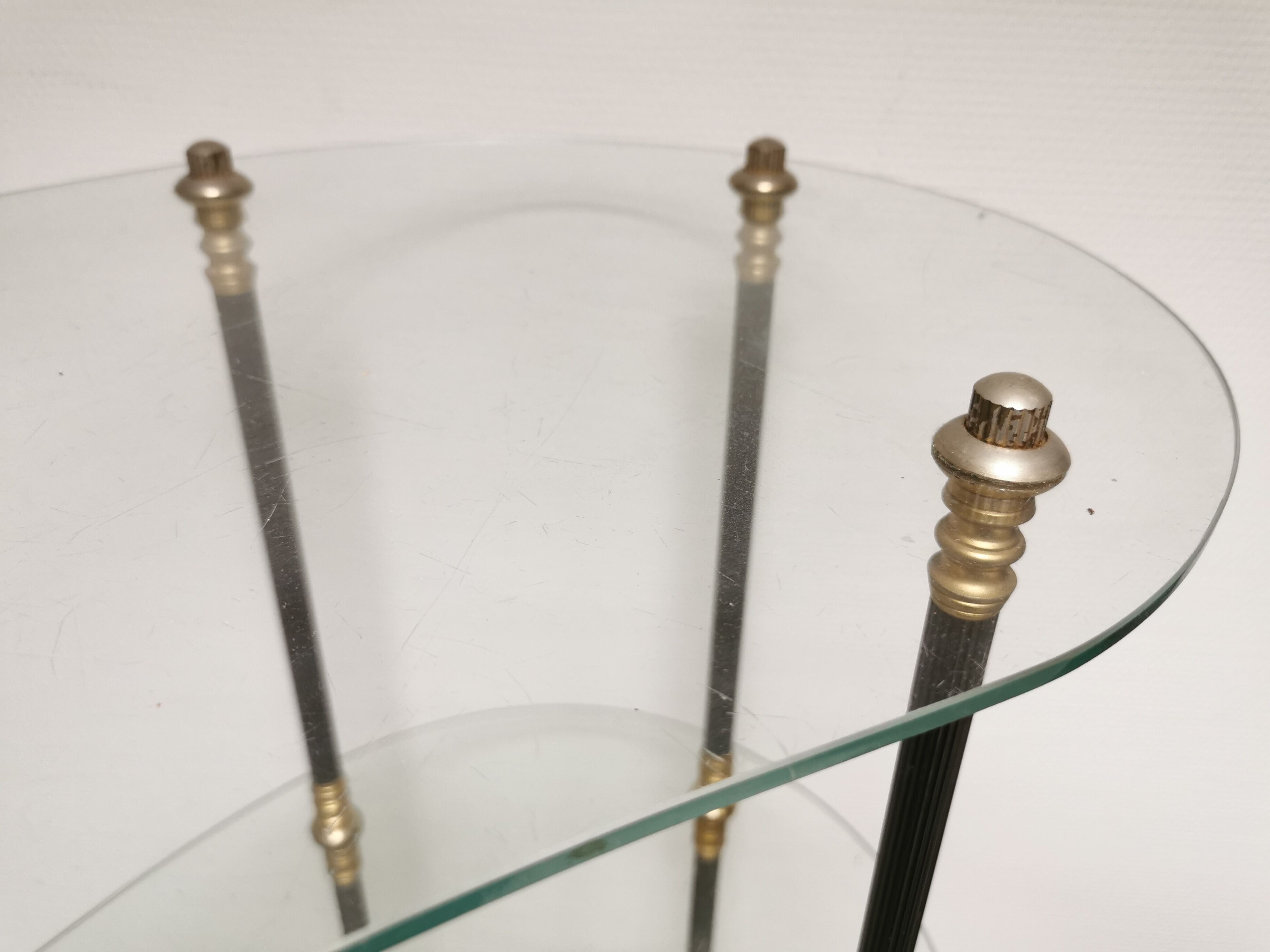 Vintage display 1950 / 1960 , side kidney table , glass shelves