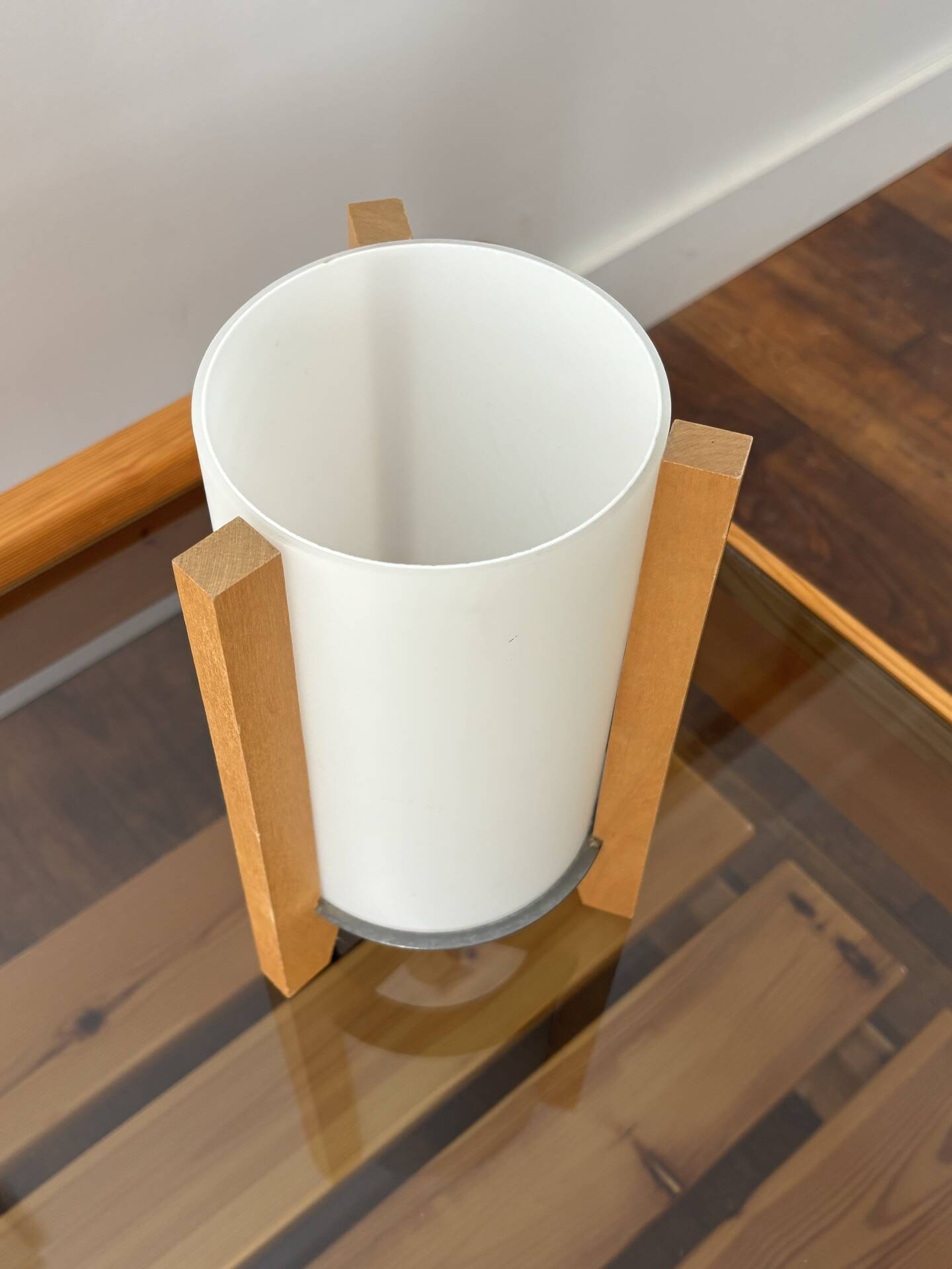 Lampe scandinave, 1990
