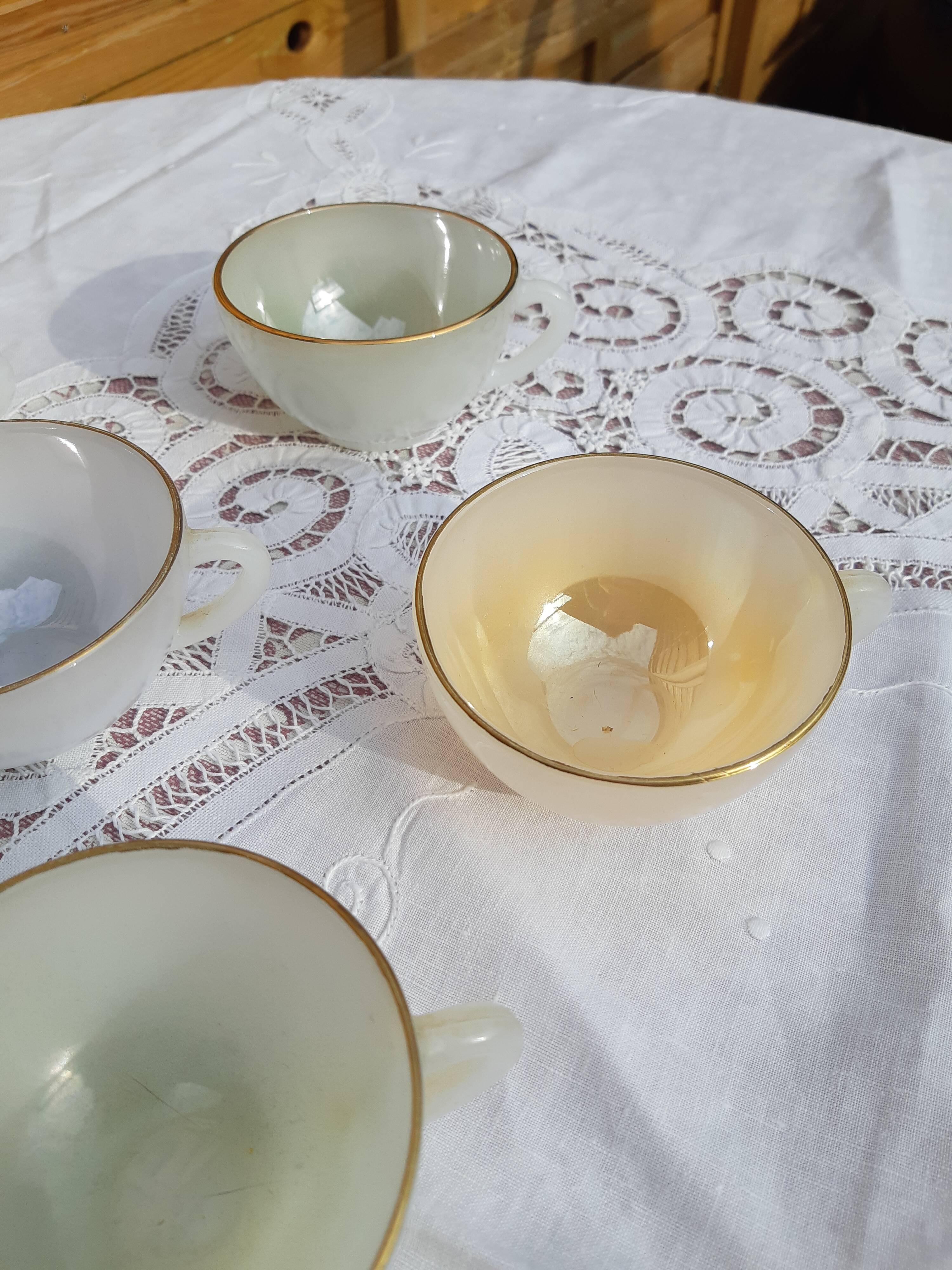 Tasses Arlequin vintage