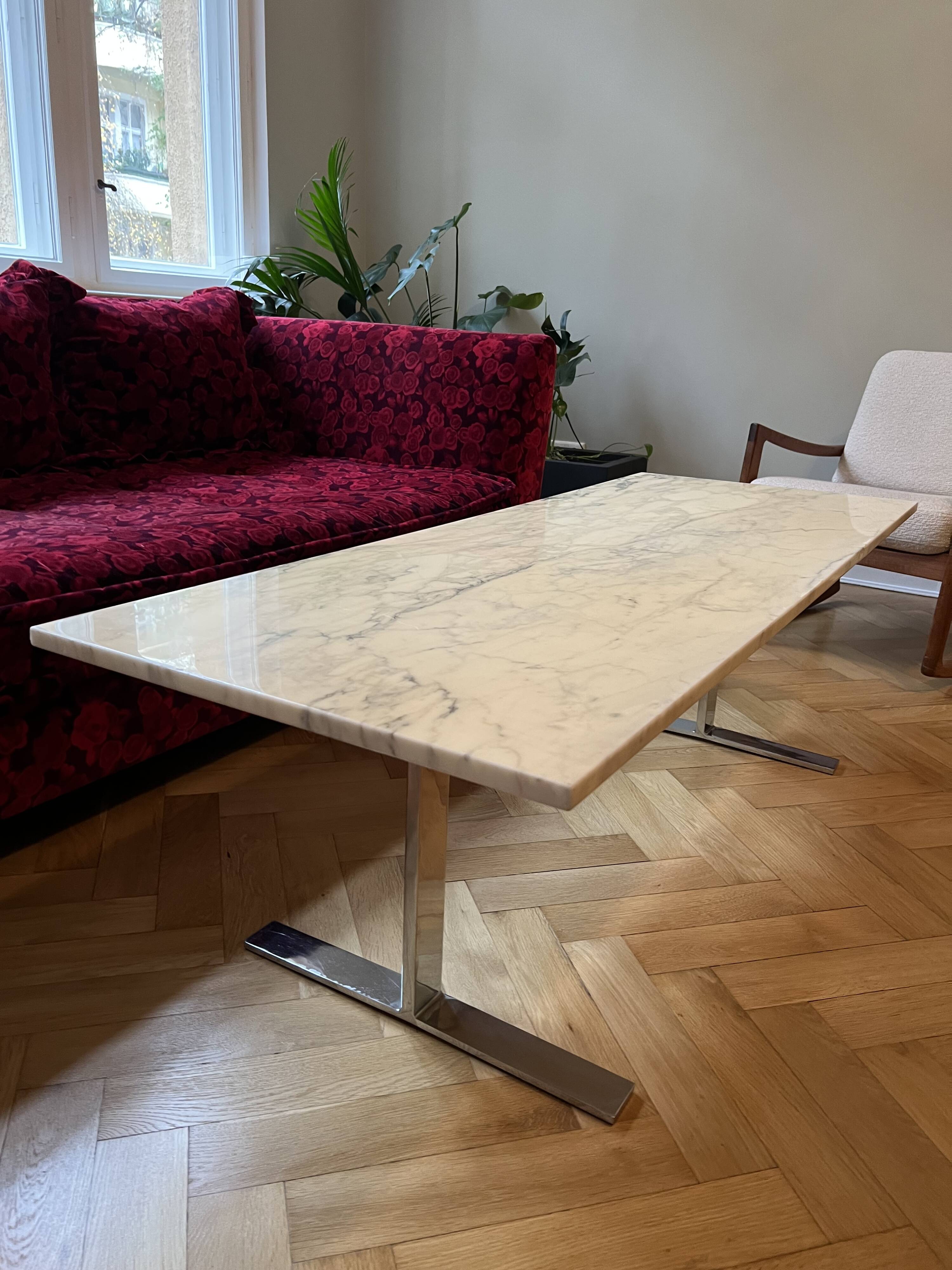 Mid-century style Carrara marble table