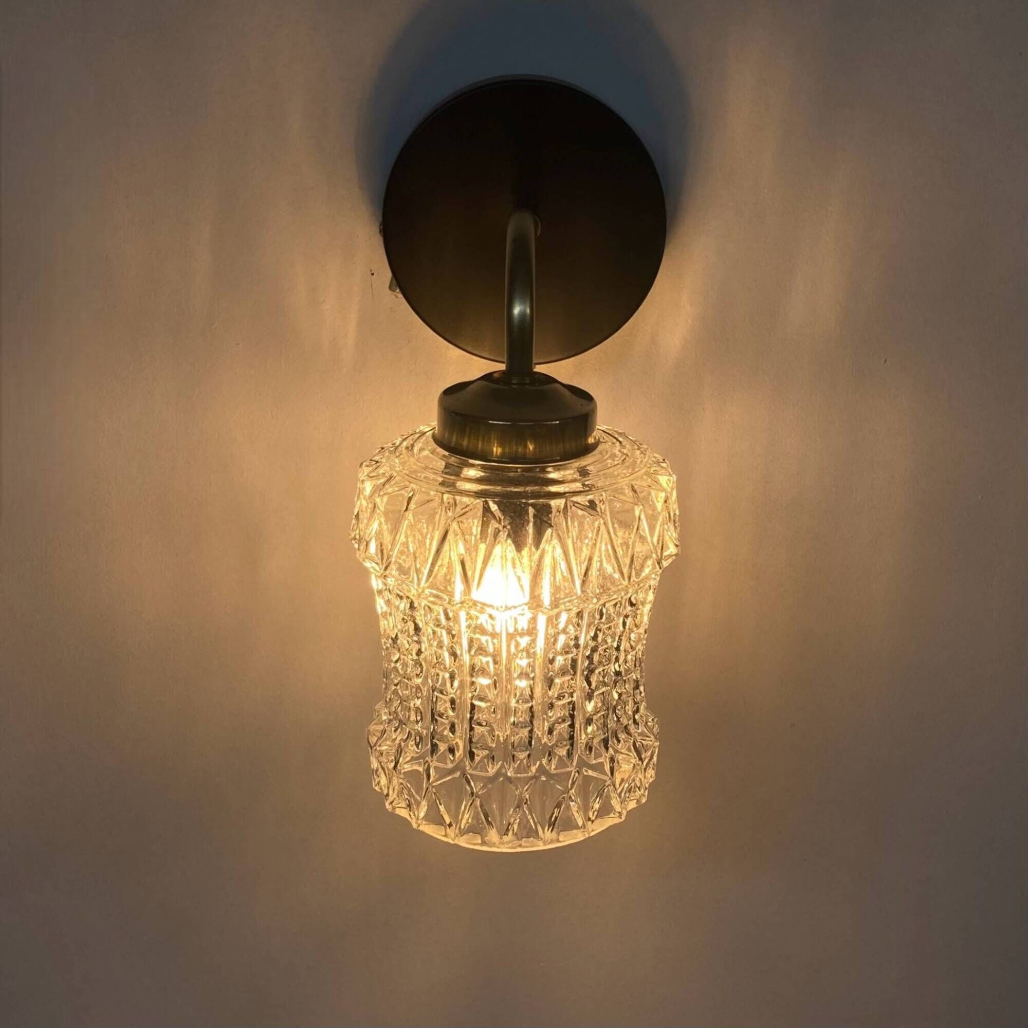 Old swan neck wall light in brass and thick glass tulip LAMP-7101