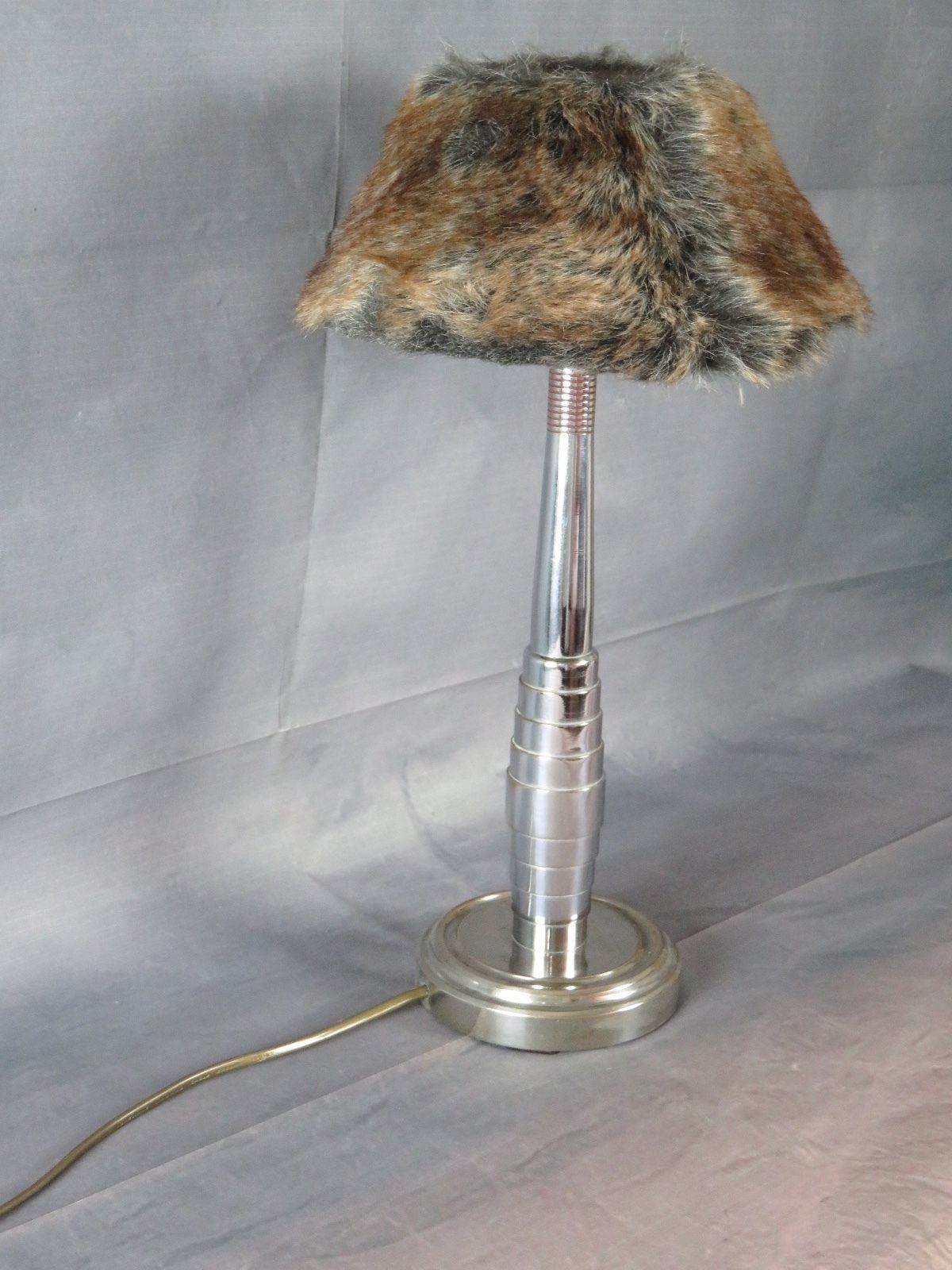 Lamp chrome with Lampshade to hair metal