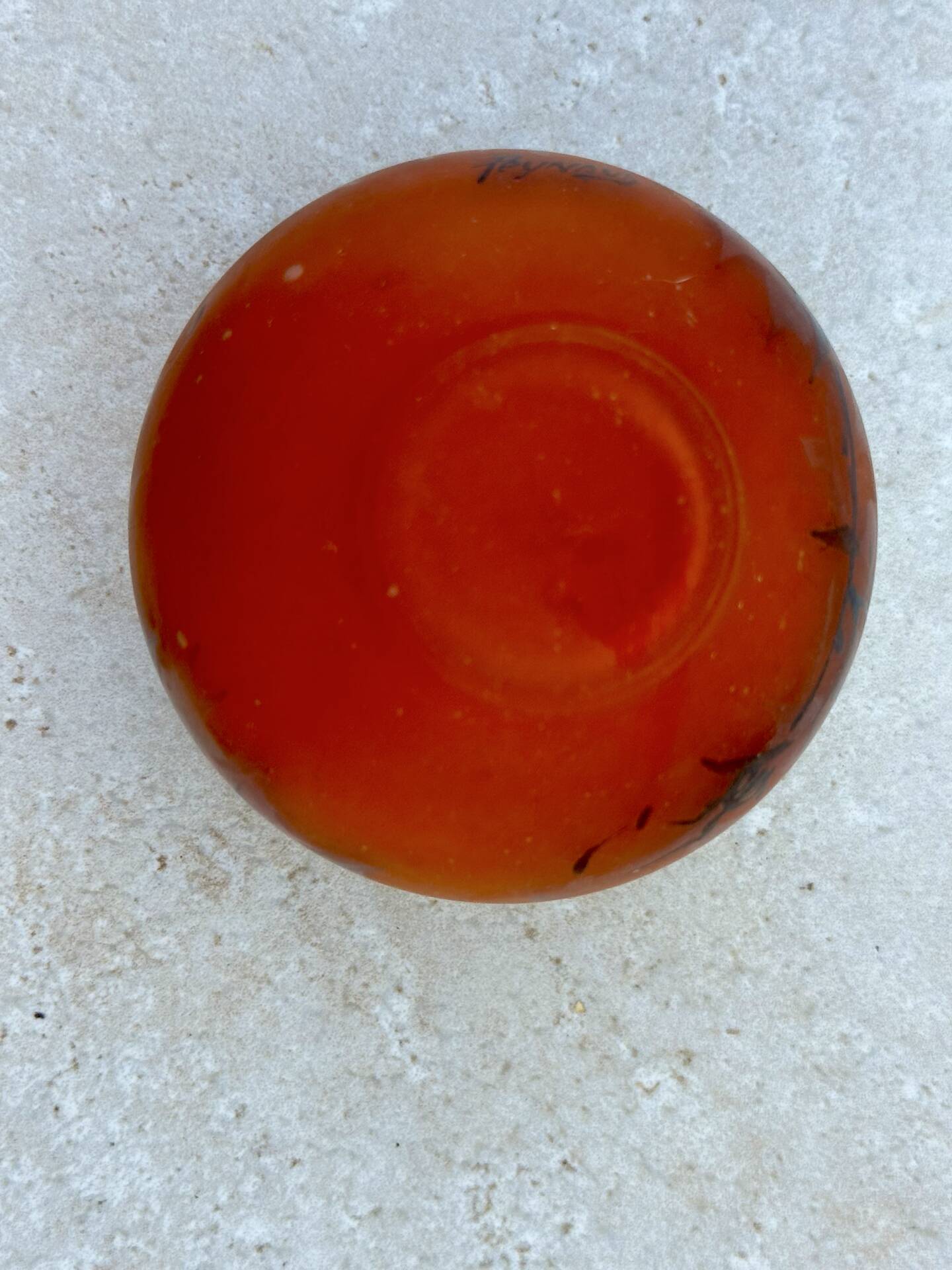 Vase miniature en verre dépoli par Jean -Simon Peynaud