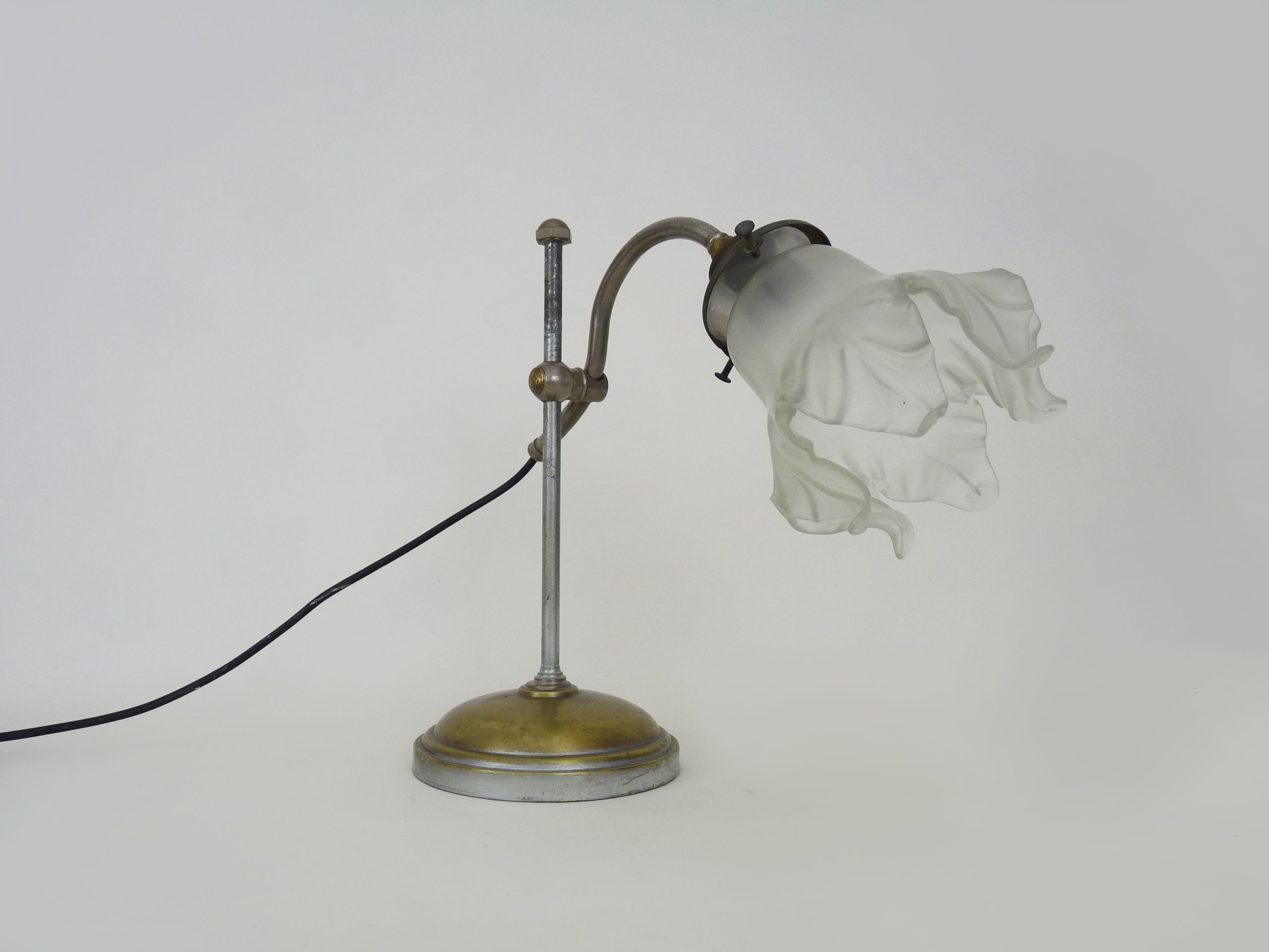 Articulated desk lamp, swan neck United SGDG art deco. Year 20 30