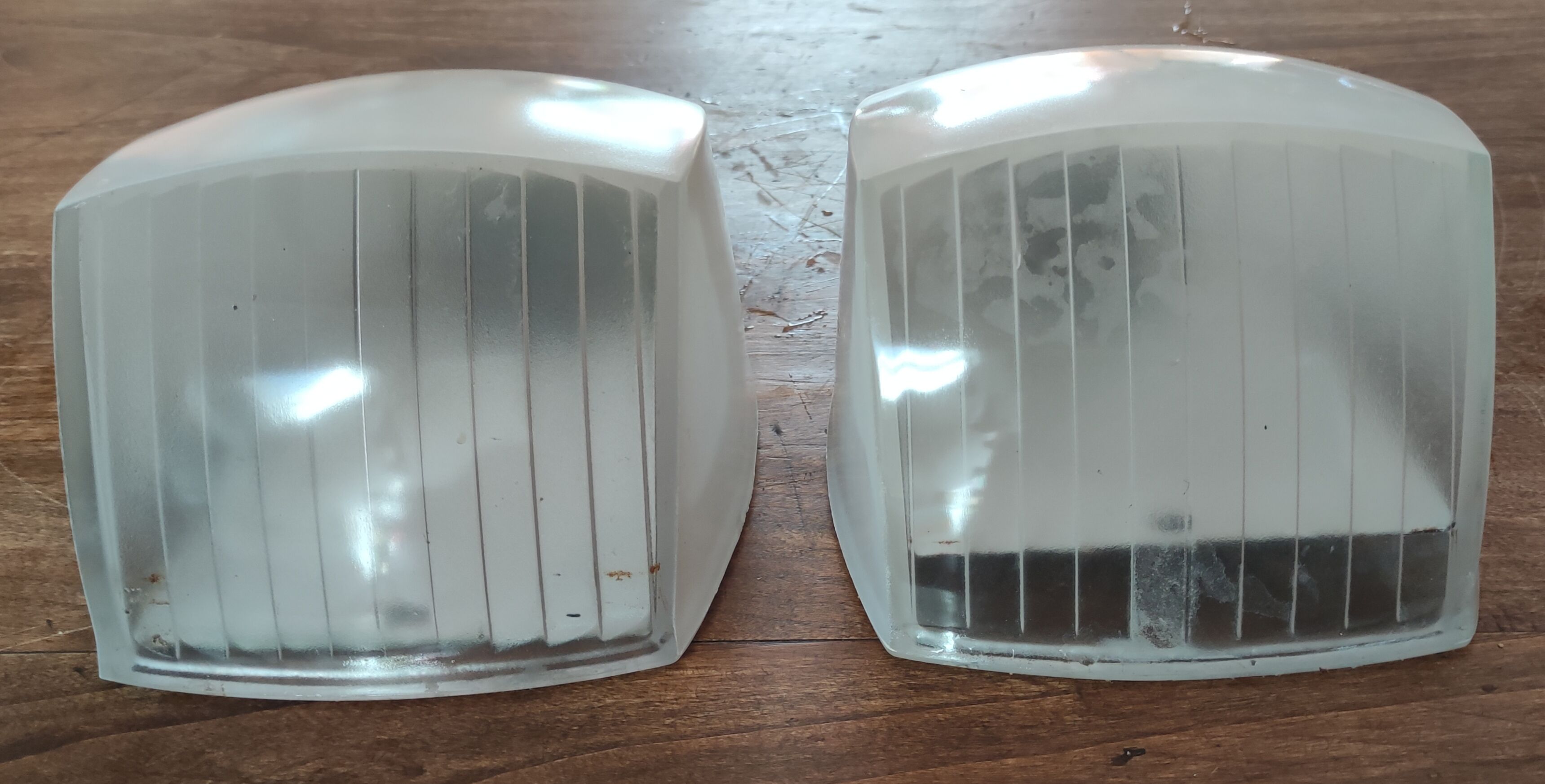 Pair sconces Holophane