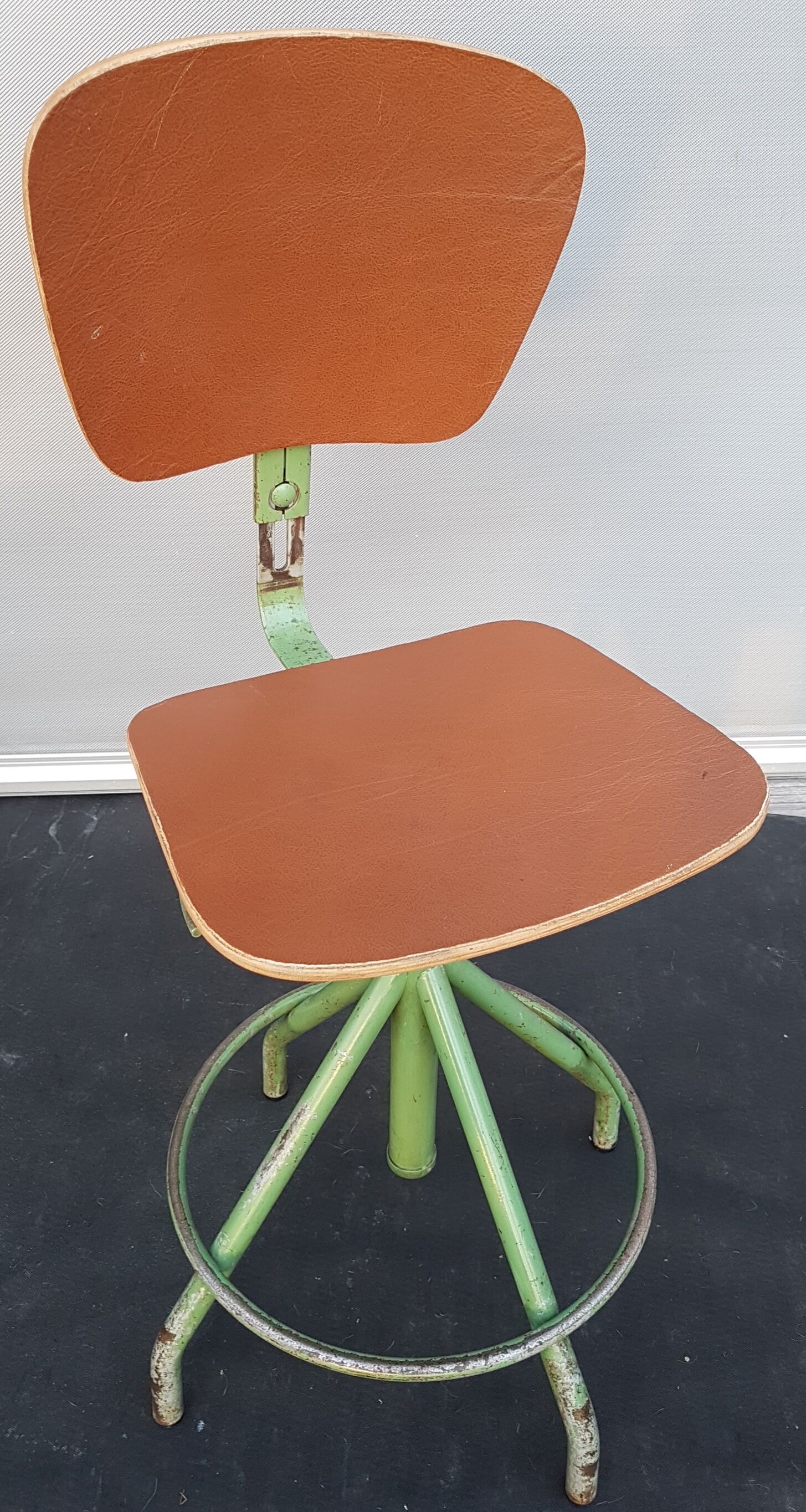 Vintage architect's workshop chair BAO green and chocolate leather