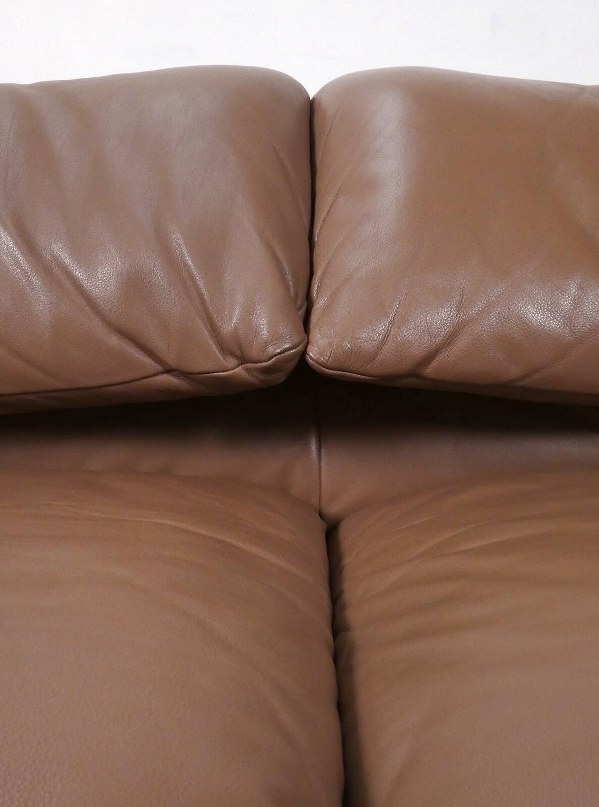Set of Cassina Maralunga 2 seaters in mocca leather