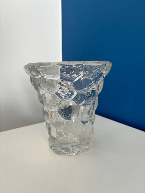 Vase en cristal nid d’abeille P Davesn, France