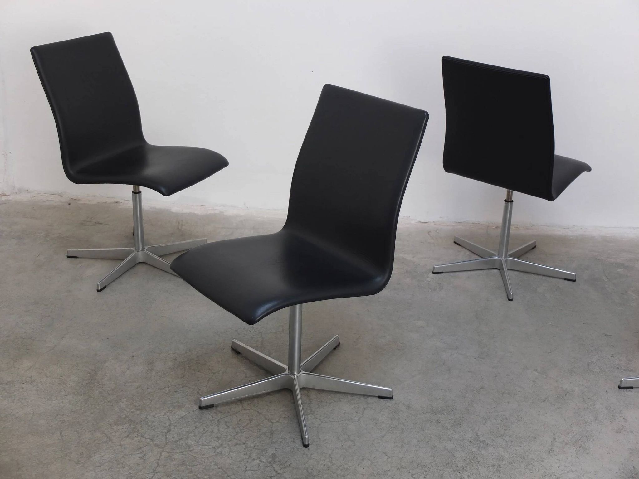 Set of 6 'Oxford' swivel chairs by Arne Jacobsen for Fritz Hansen, 1965