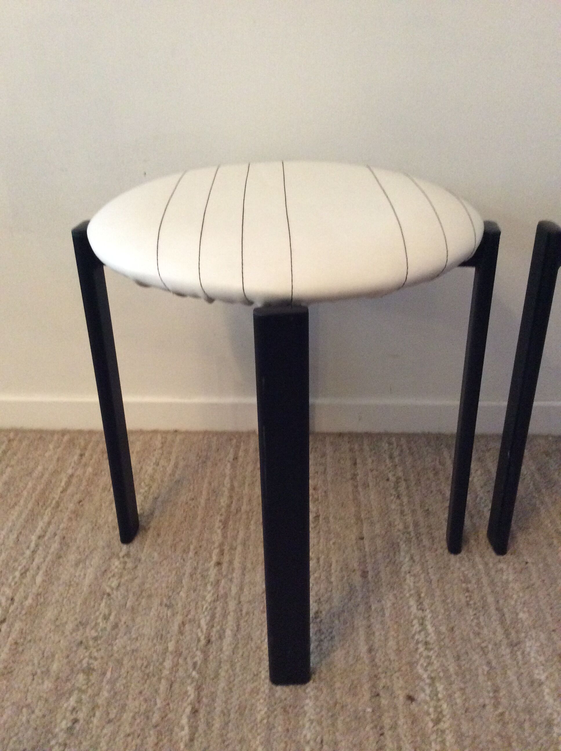 Pair of vintage stools from the 80s