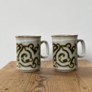 2 vintage Ducan ceramics glazed stoneware mugs